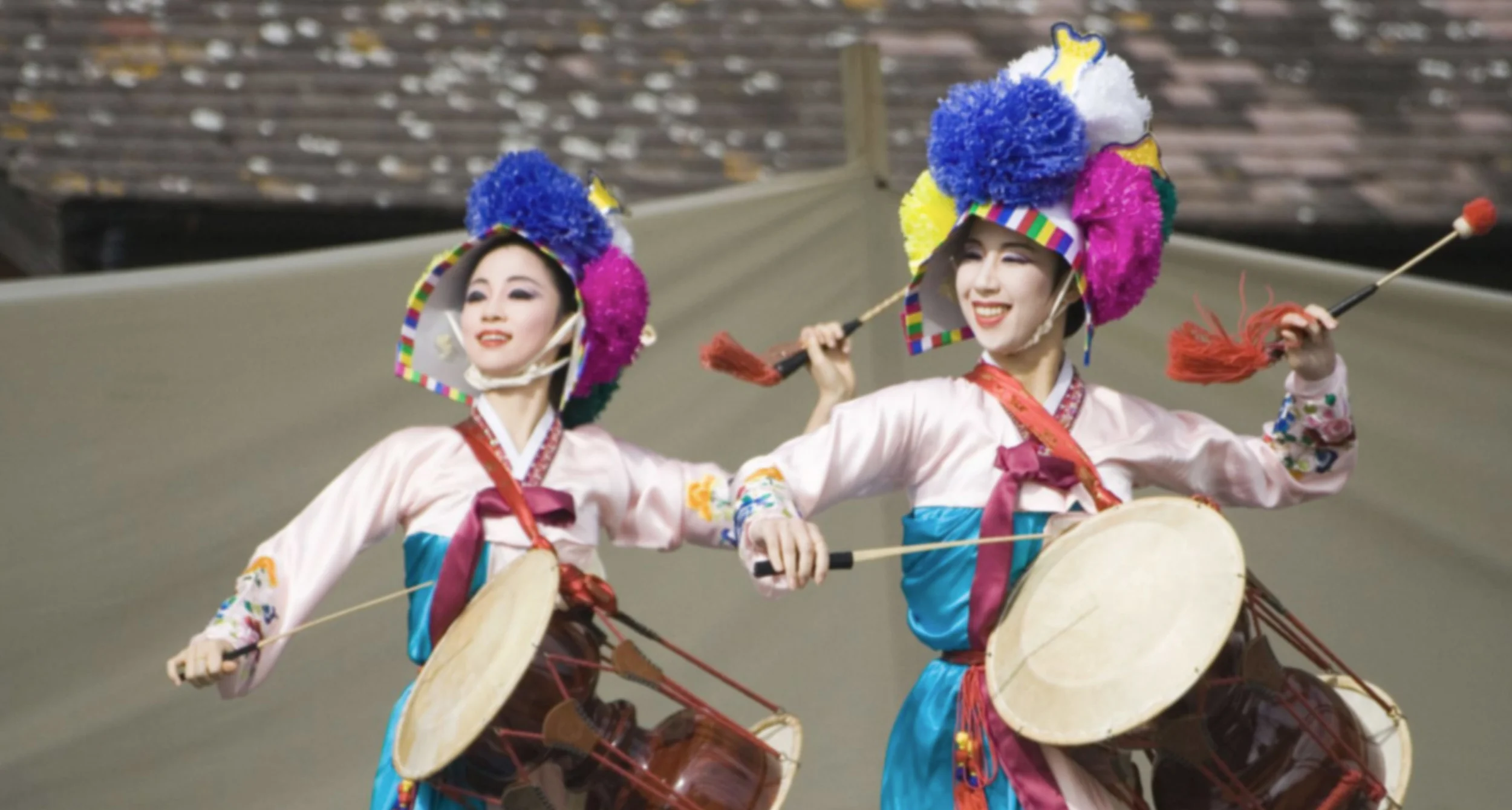 Korea's Traditional Folk Music (KWOW #37)