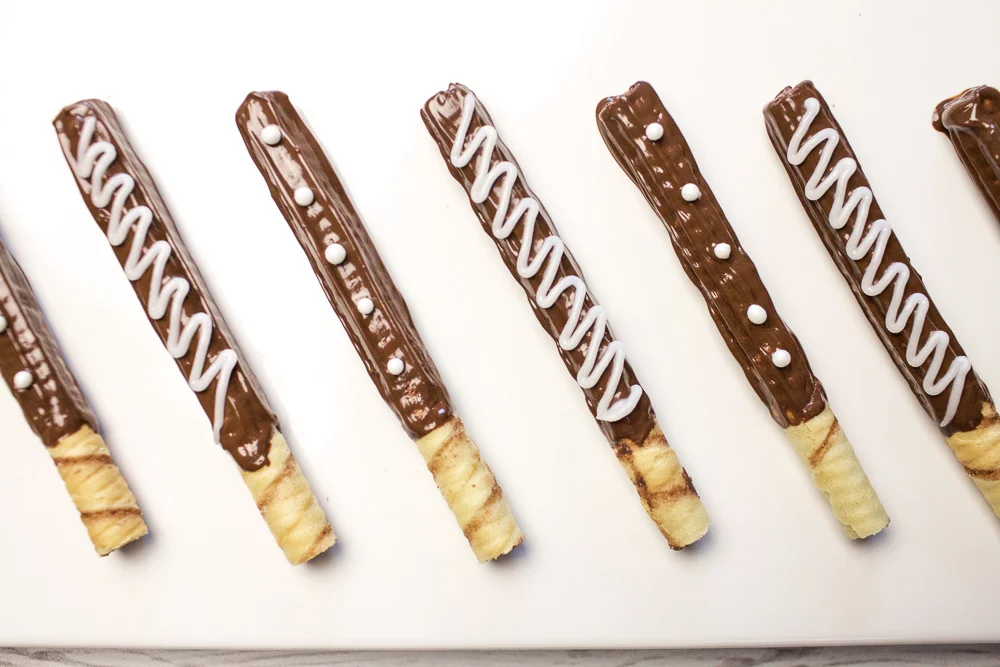 How to Make Pepero Chocolate Sticks at Home — SweetandtastyTV