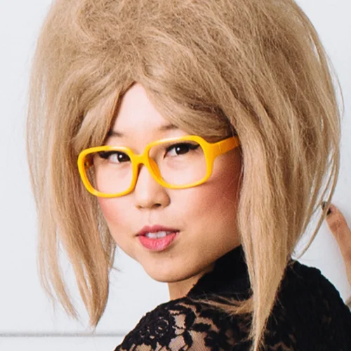 Ever since she was born, BILLY JIN wanted to be a K-POP superstar. Legend has it that she was singing and dancing before she came out of her mother’s womb! Her hobbies include: shooting laser beams from her fingers and shopping.