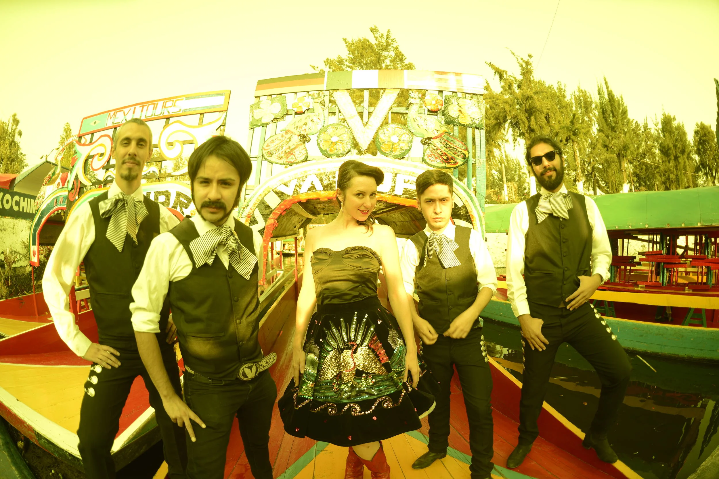 Abbie Cardwell & Twin Tones