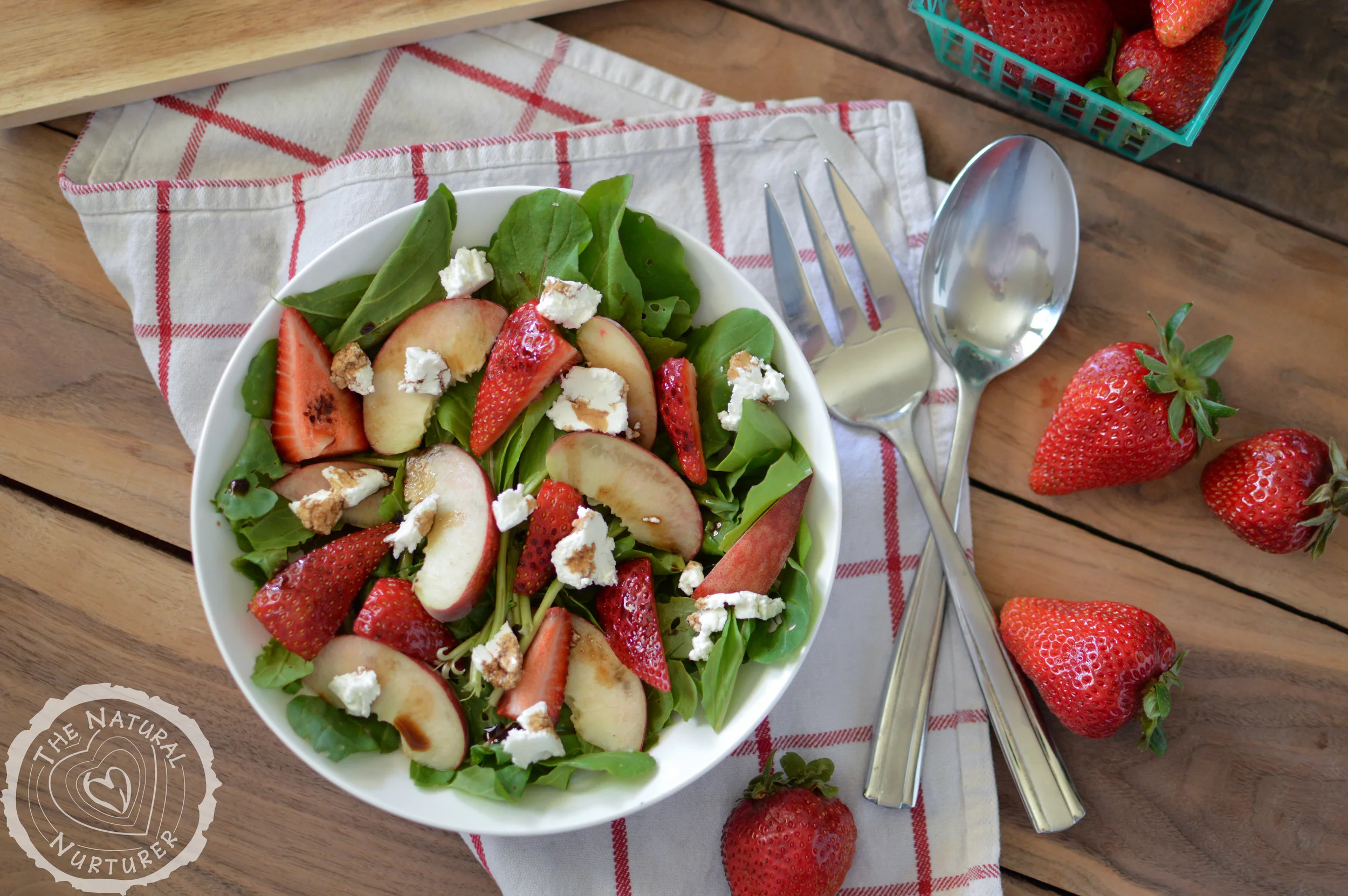 Peach and Strawberry Arugula Salad with Goat Cheese and Honey Balasmic dressing