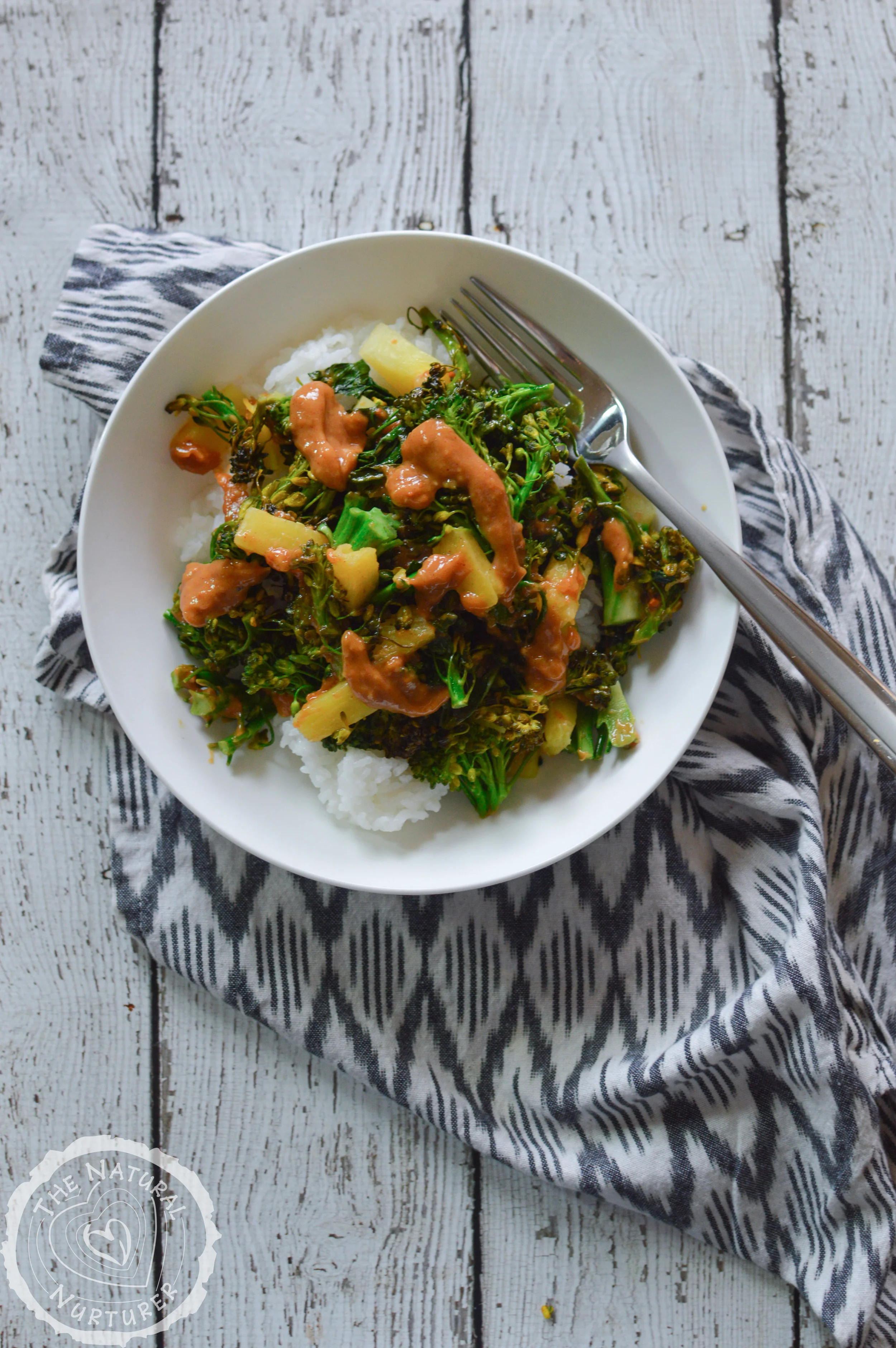 Pineapple Broccoli Stir Fry with Thai Peanut Sauce 