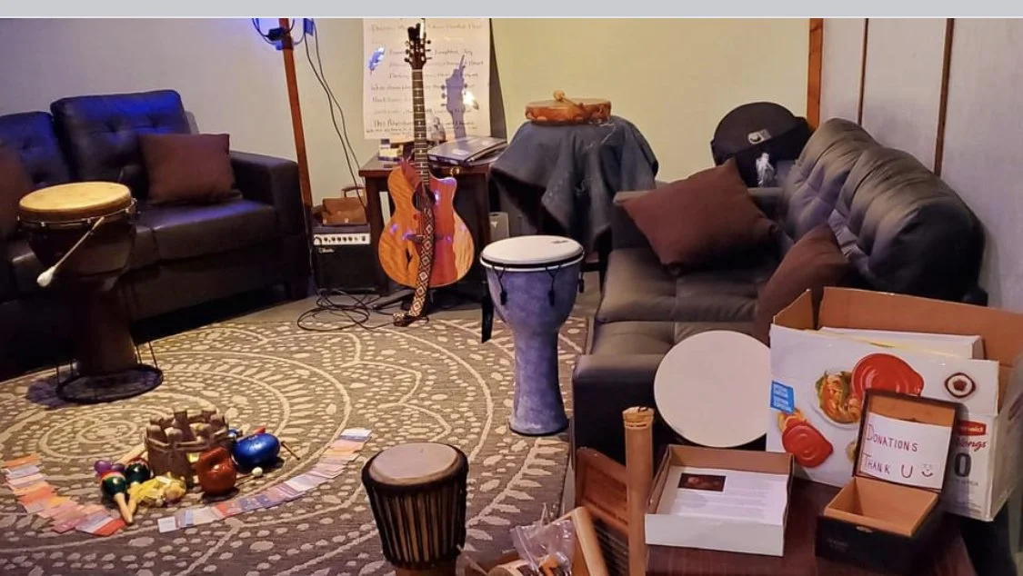 Song Weaver Circle hosted by Kay Miracle