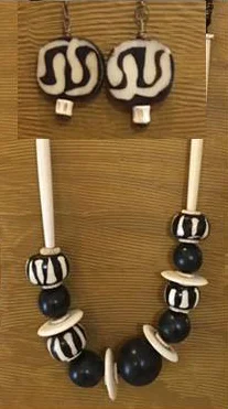 necklace and earring set 5768 edit.jpg