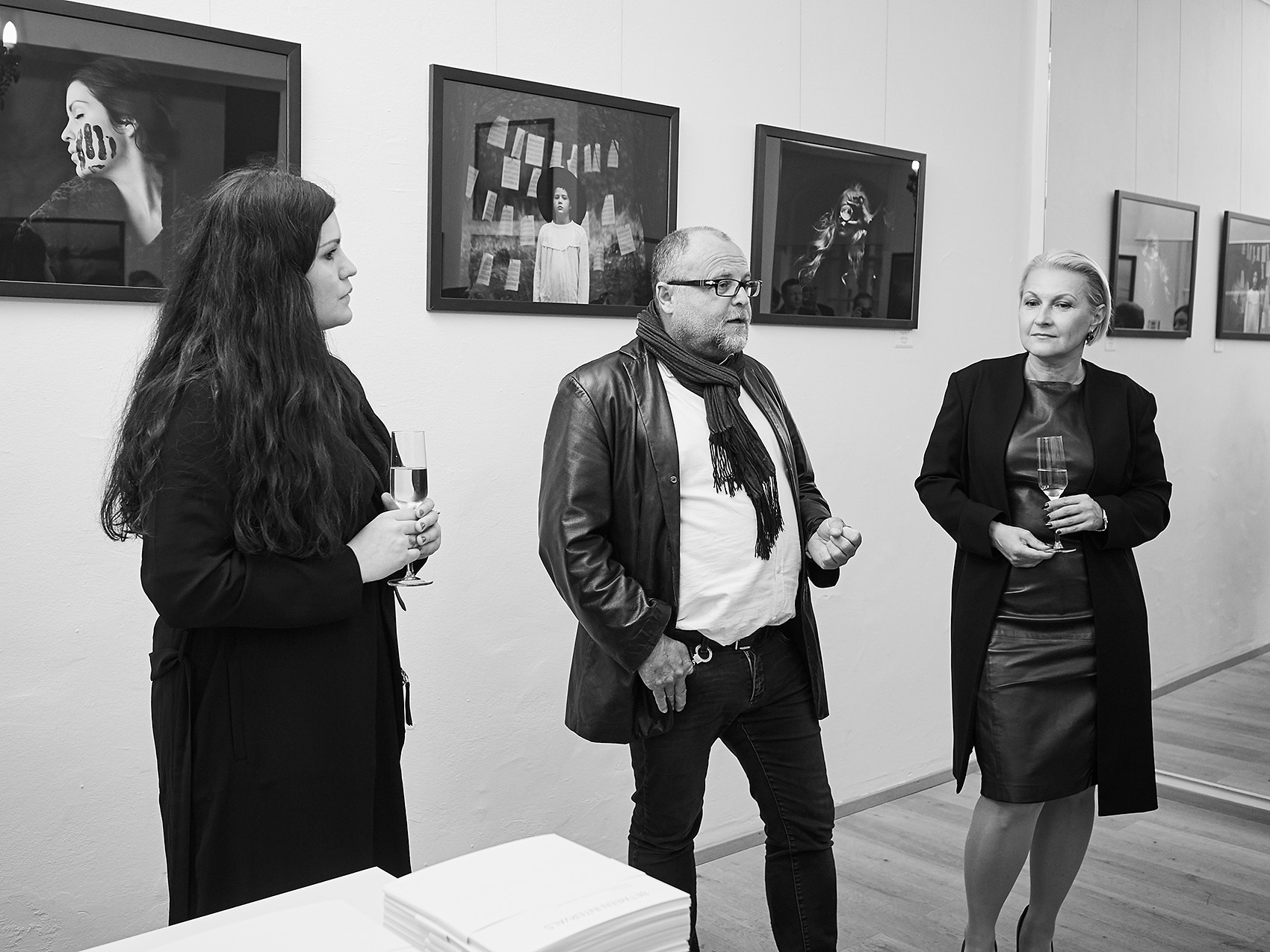 Von links nach rechts: Maren Eliza Klemp, Eric Berger, Galeristin Nadja Gusenbauer Fotos: Felix Mayr