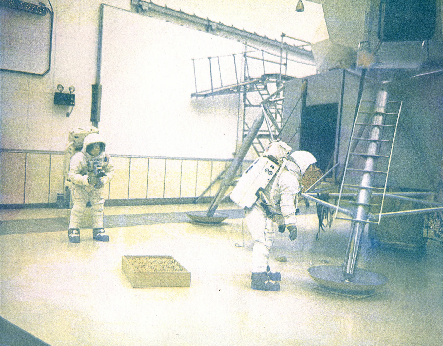 Parachute Museum066.jpg