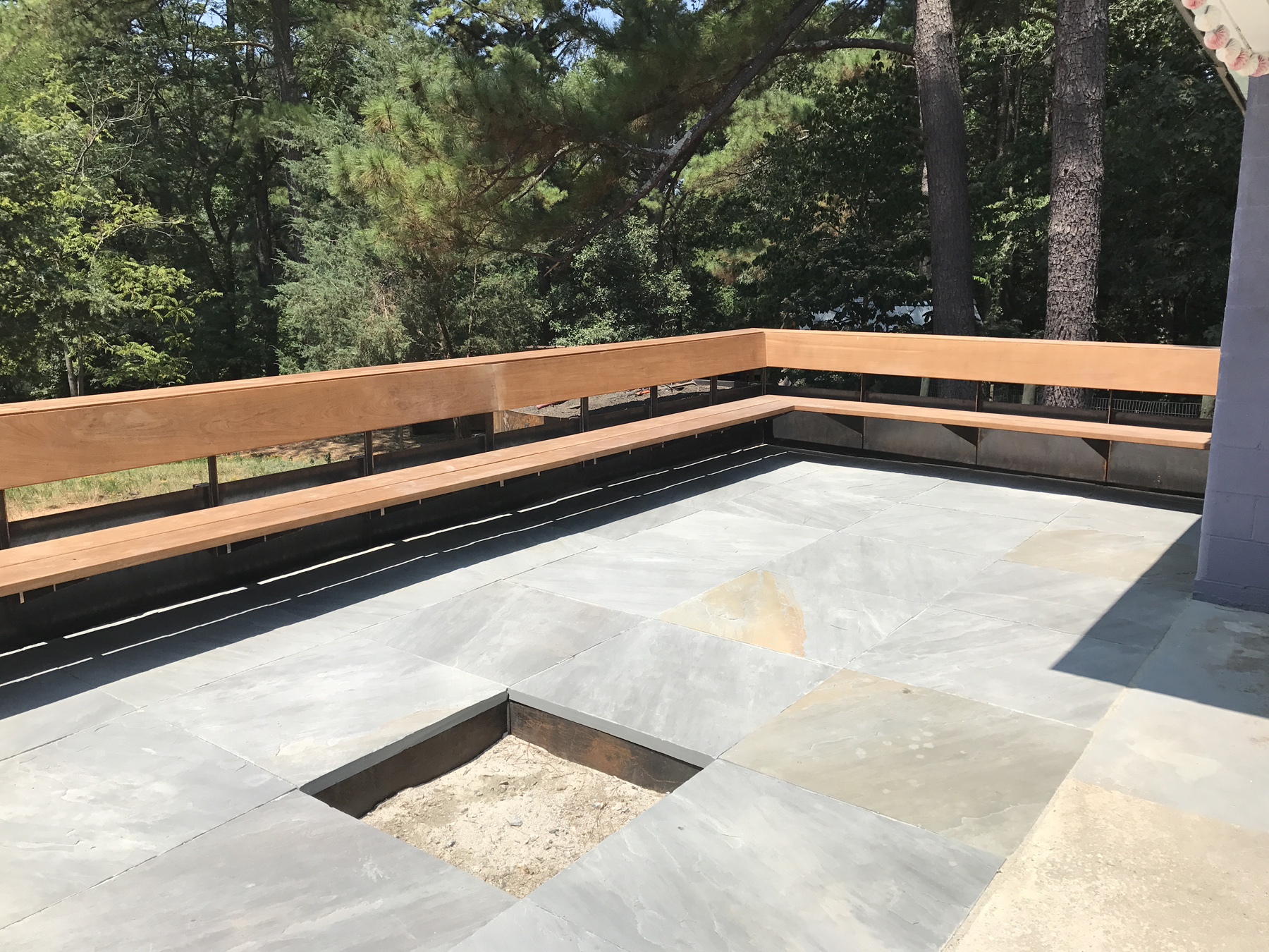 RIDGE ROAD ( design: Fred Stewart Architecture)