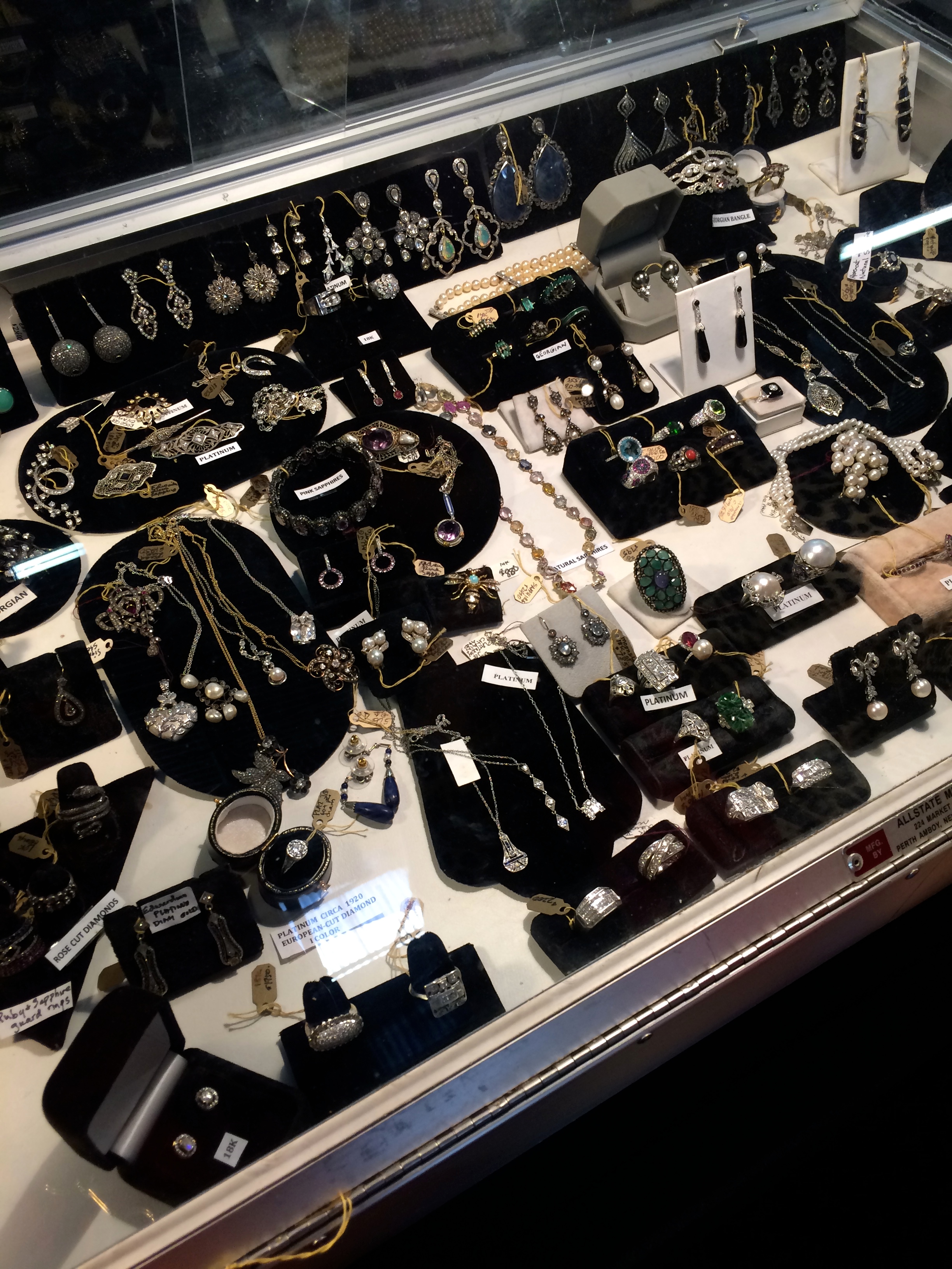 Amazing antique jewelry pieces, featuring lots of sparkly old cut diamonds