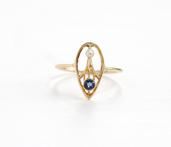  Antique Yellow Gold Genuine Sapphire Ring