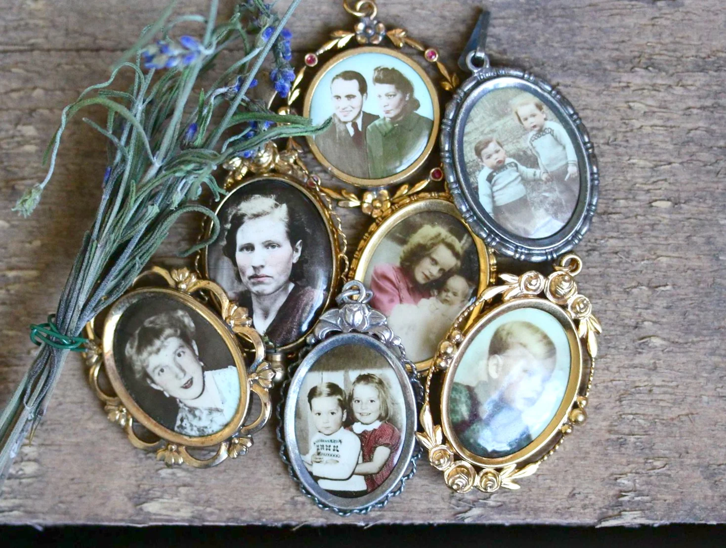They say a picture is worth a thousand words and these photographic pendants certainly hold true to that statement.