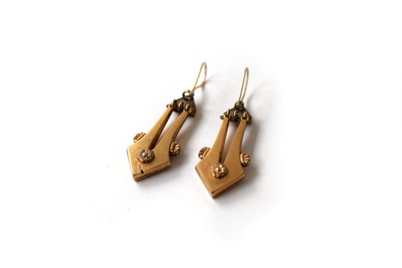 Antique Victorian Earrings via LUXXORVintage