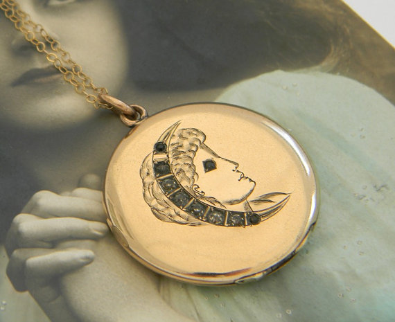 Antique Victorian Crescent Moon Locket via LuvLockets