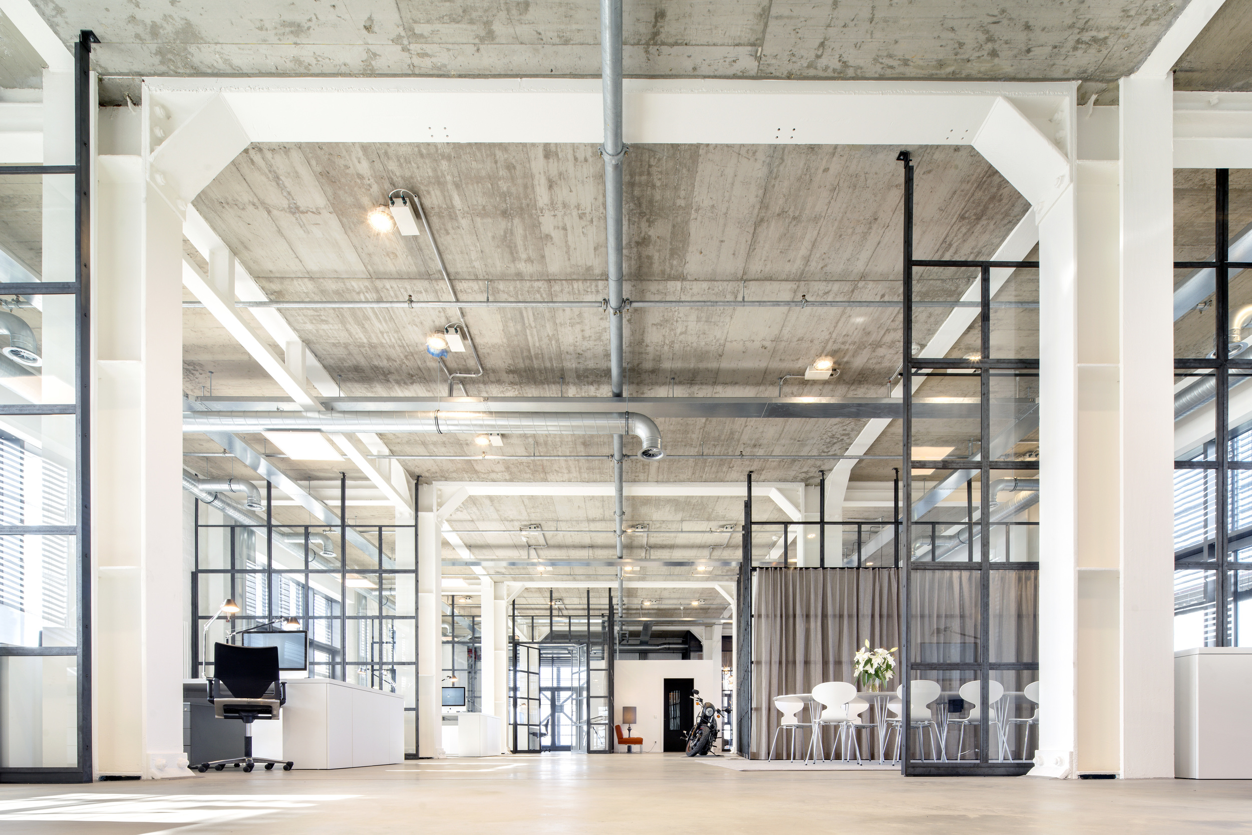 agentur_1.jpg