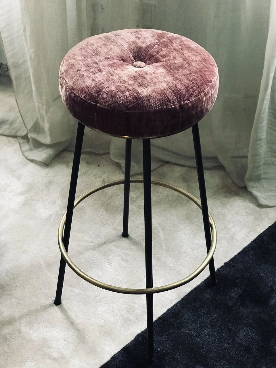 F U R N I T U R E  - 1 von 1.jpeg