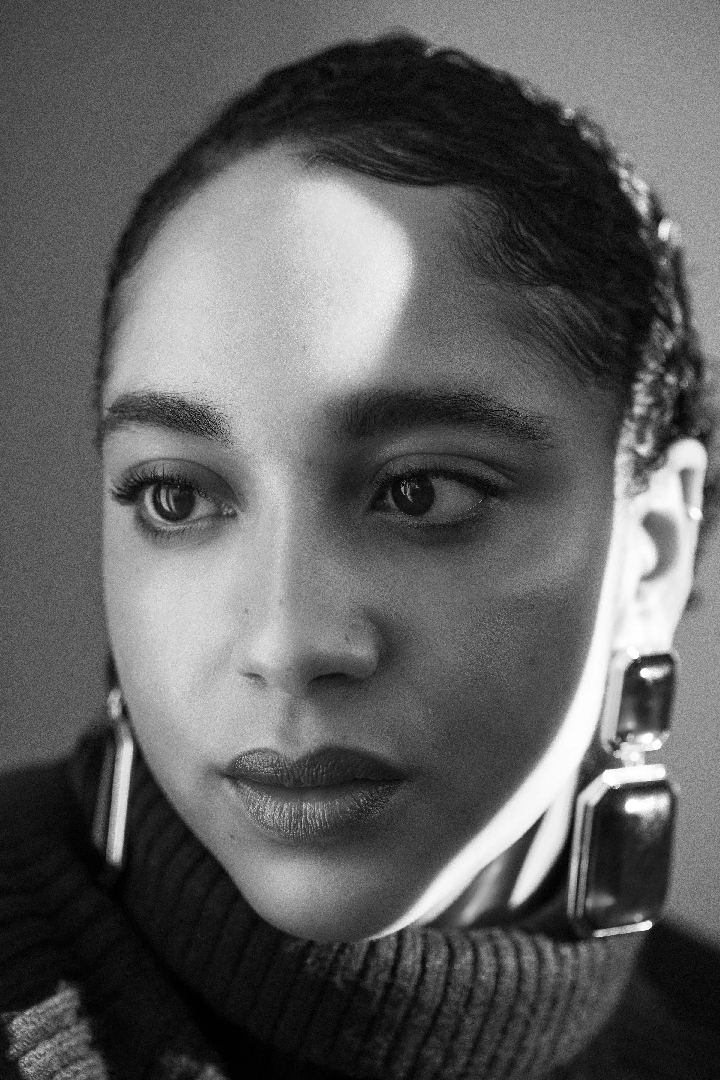 YIIGAA IMAGE 15 copy B.W.jpg