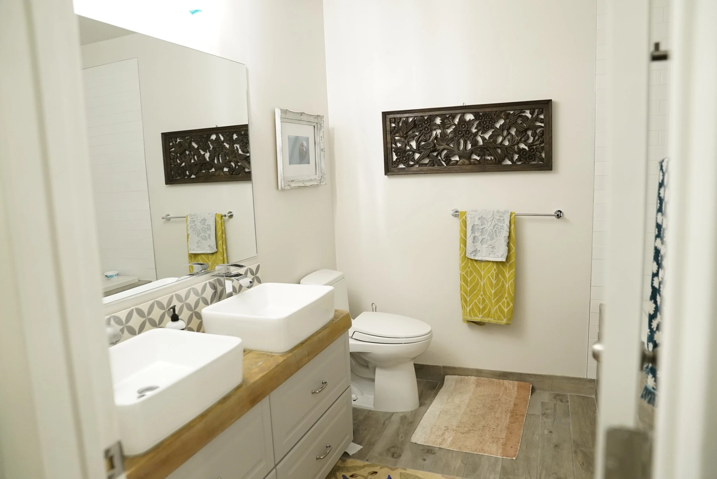 Bathroom.JPG