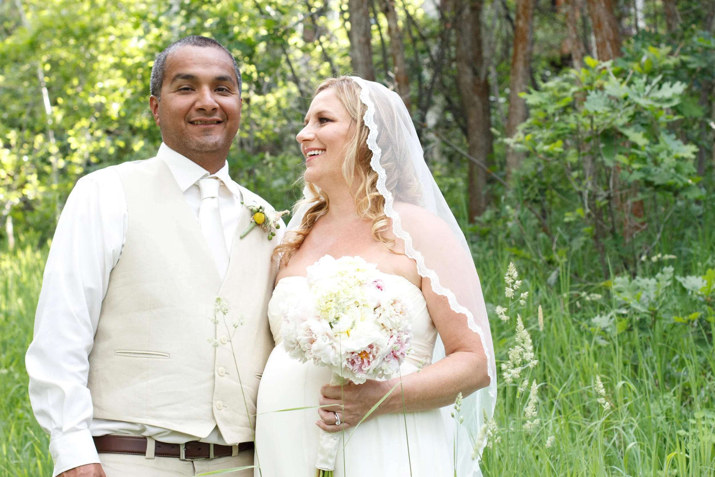 Johnny&JuliaCervantez_AliciaWade-5041.jpg