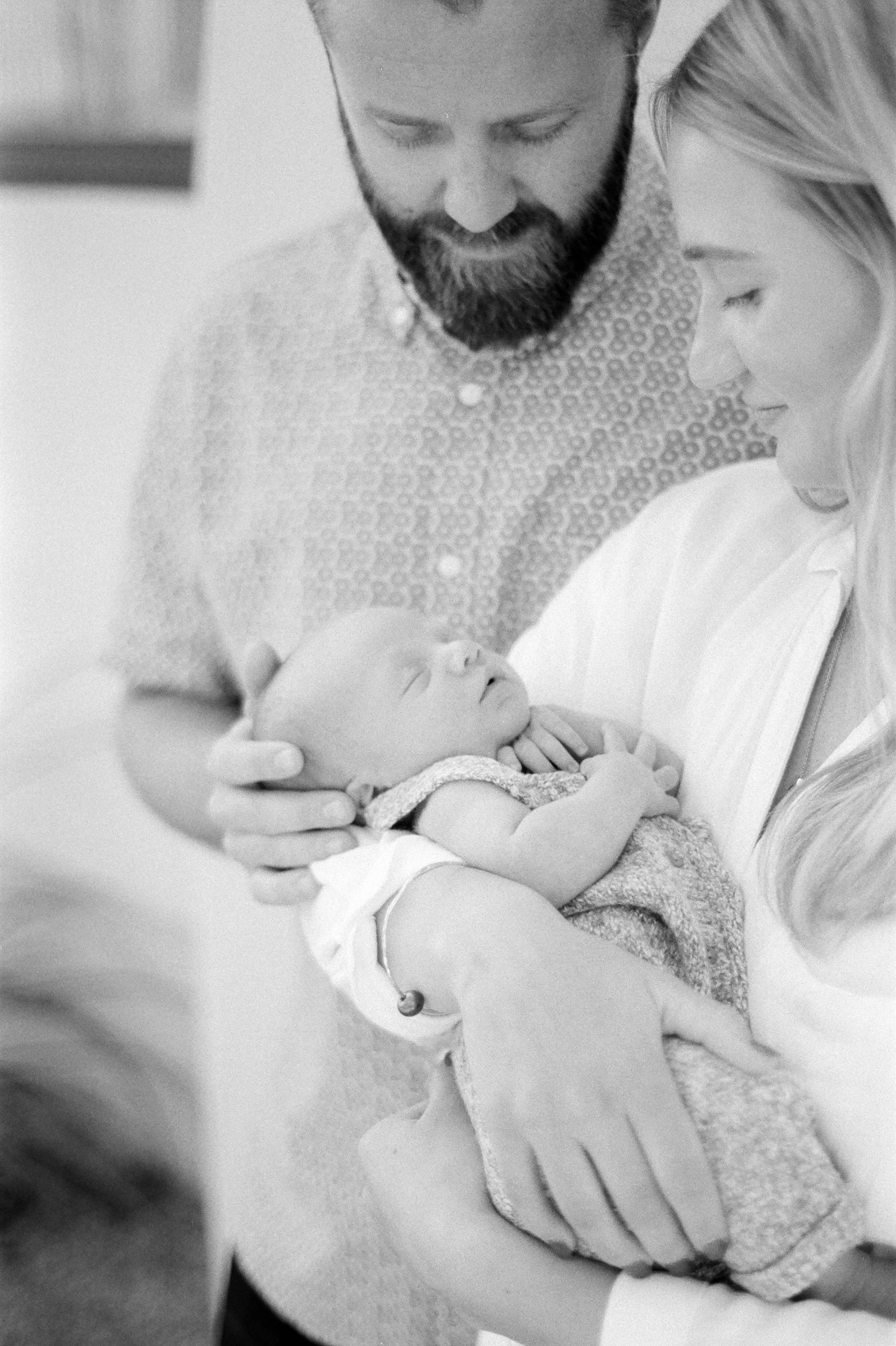 GeorgeClarkNewborn-35.jpg