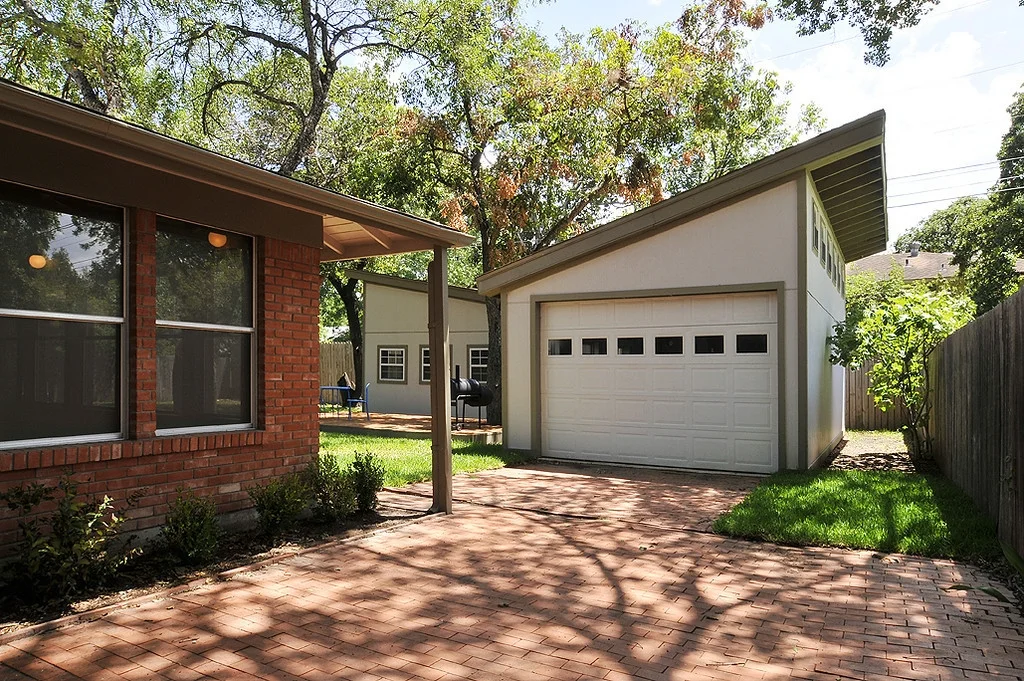 Boathouse with extended Shed Roof