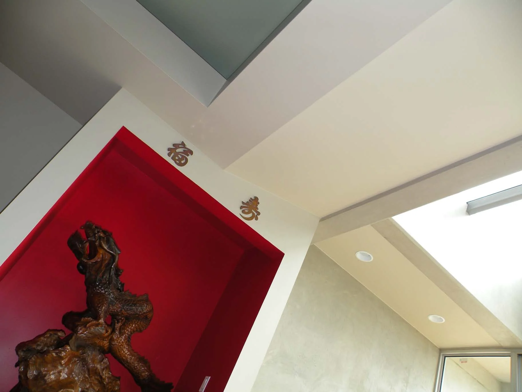 Living Room Ceiling and Niche