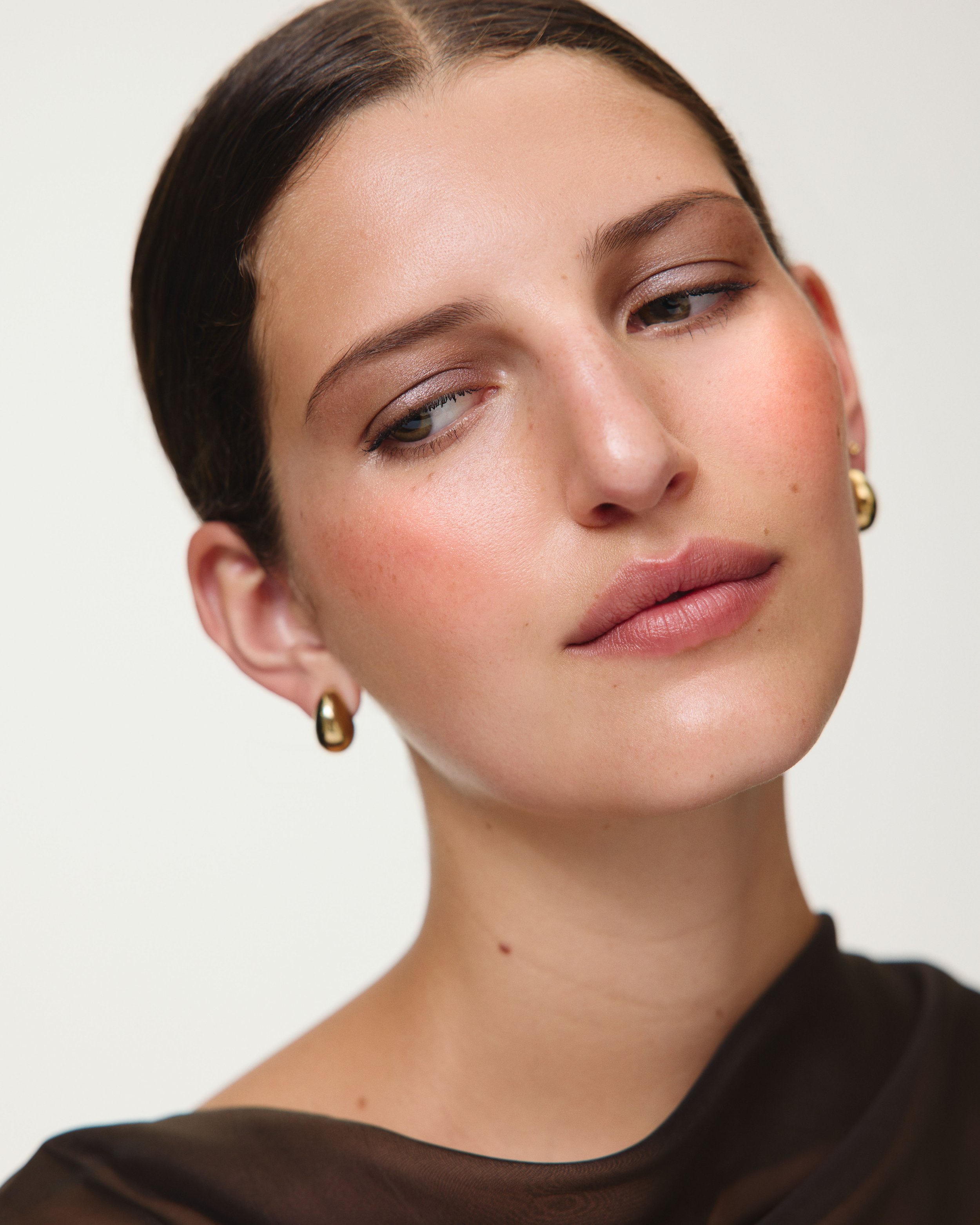 260420_NATALIE_ERDEM-WINTER-SET_BEAUTY_034_1.jpg