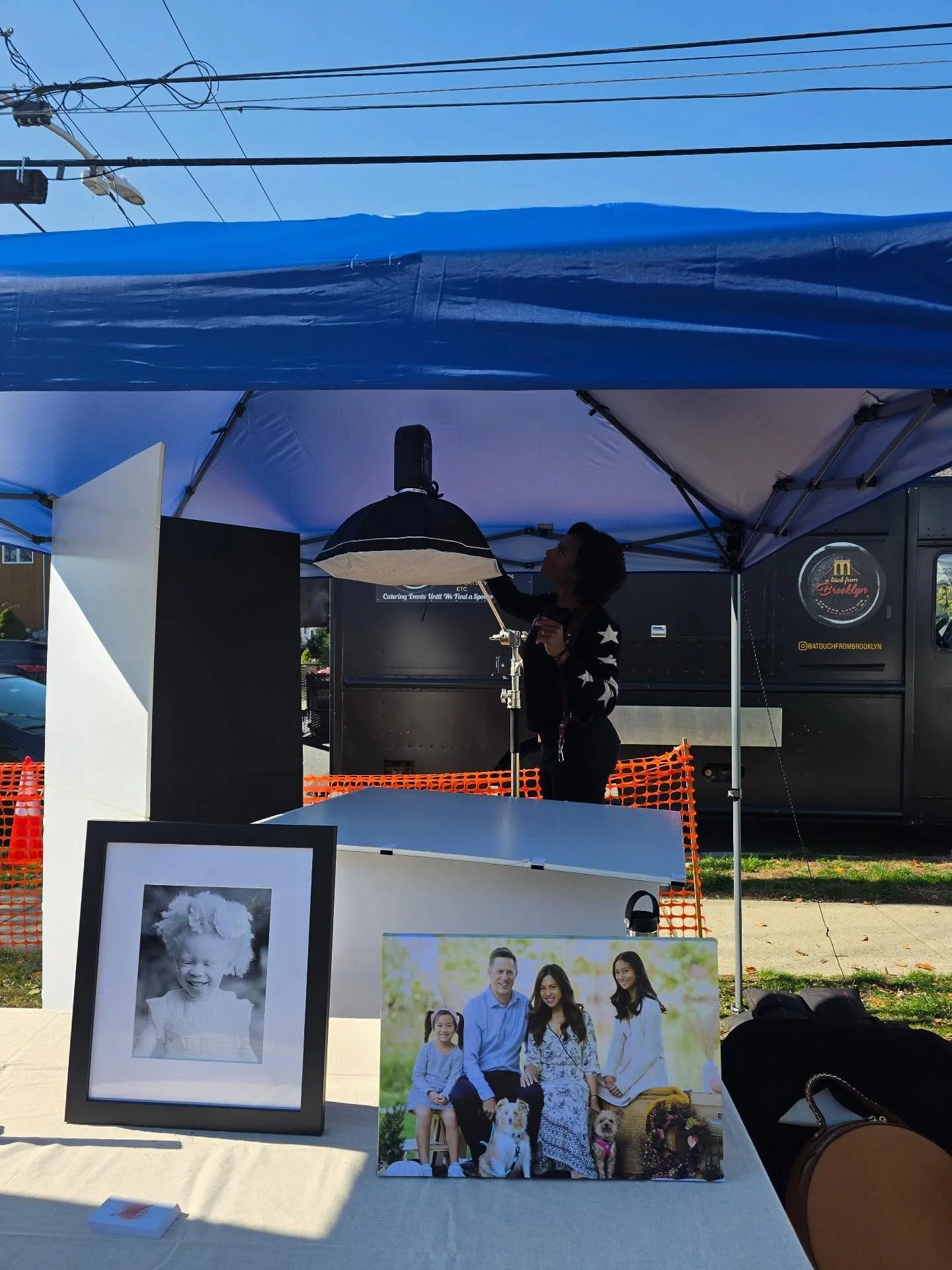 We had an amazing time at our very first pop up event for the Harvest festival. Thank you @onelife.li for putting on such a beautiful event for the community. Thank you to everyone who stopped by and shared your joy with me 🥰 thank you to my team wh