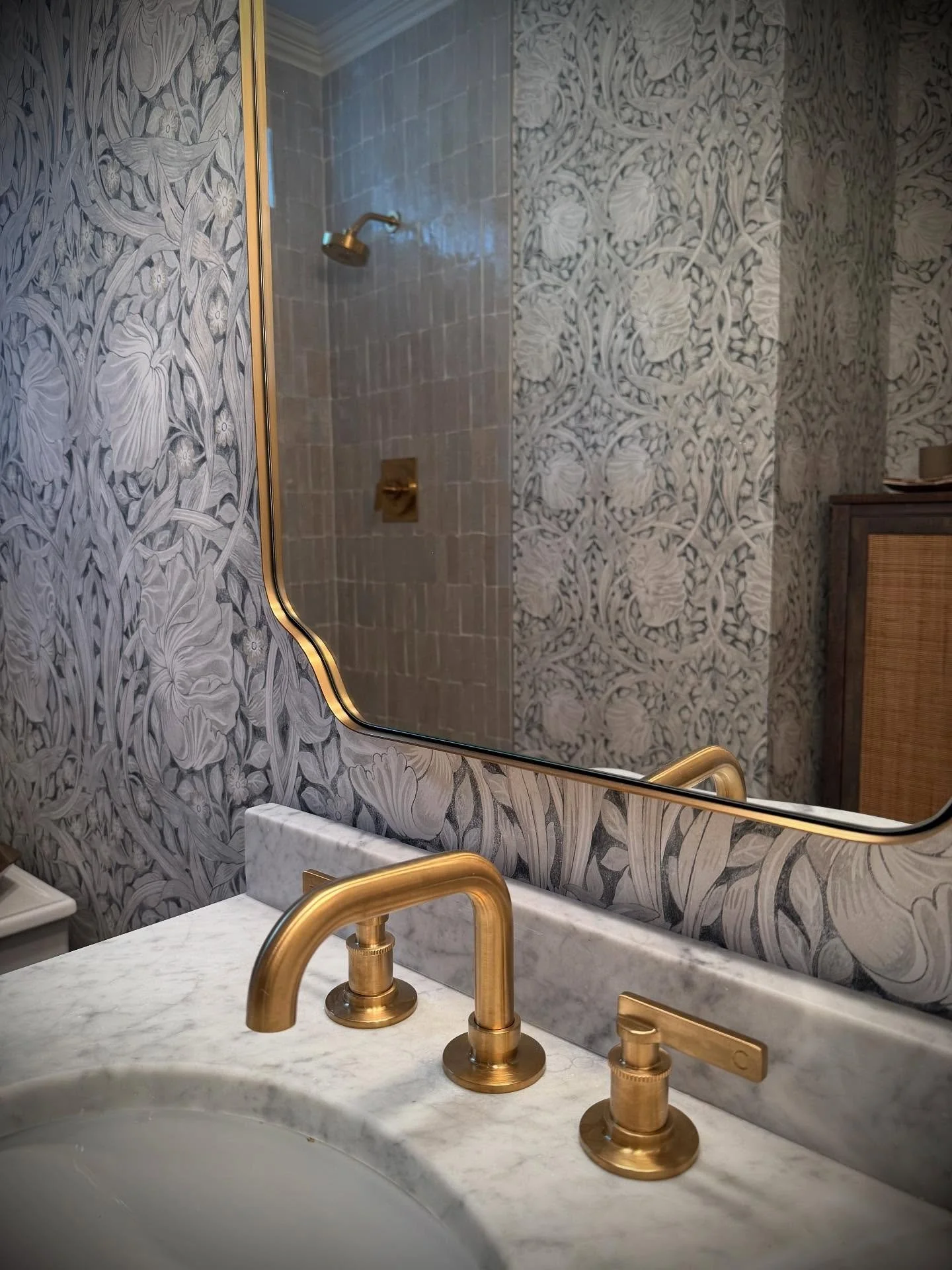 &hellip;i&rsquo;m going to title this one wendy&rsquo;s HOUSE, LLC❣️ @wendysgis ( She is one talented friend and decoraTor 🤩 ) 
#Godcentered 
#RankinDidit
#SancarbuildersllcTeam
#drewshouseintentions