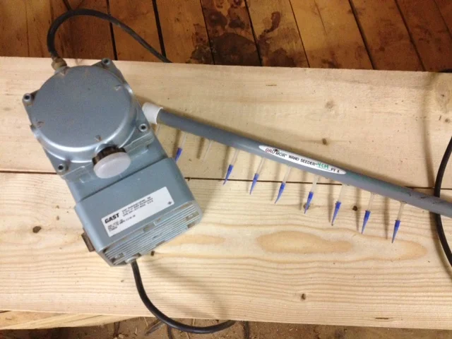 GRO-MOR AIR SEEDER with 25 inch wand, hose with needle valve, seed bin and heavy duty 115V vacuum pump. $500 or best offer.