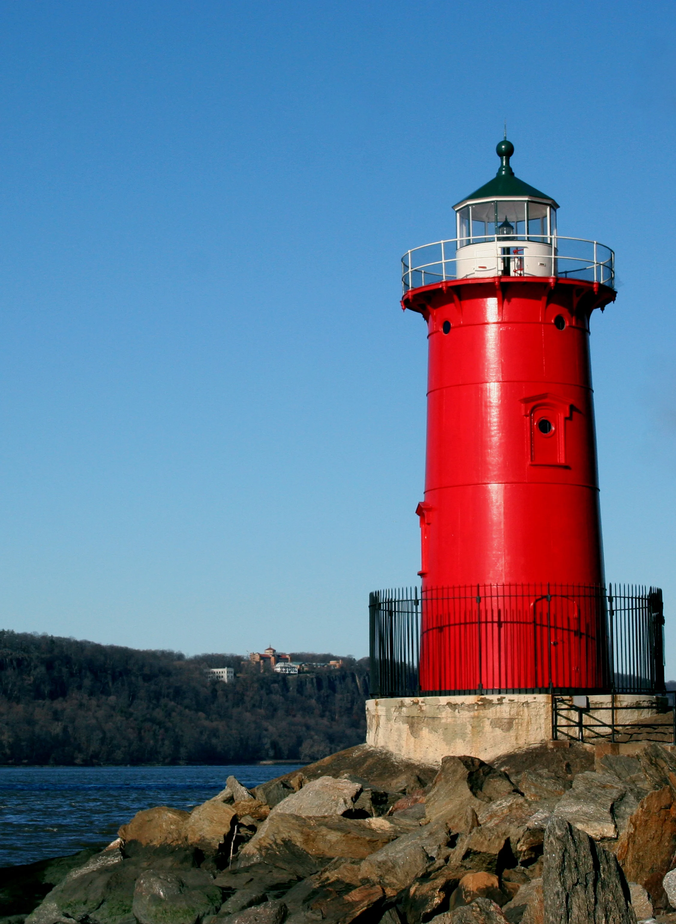 The Little Red Lighthouse.jpg
