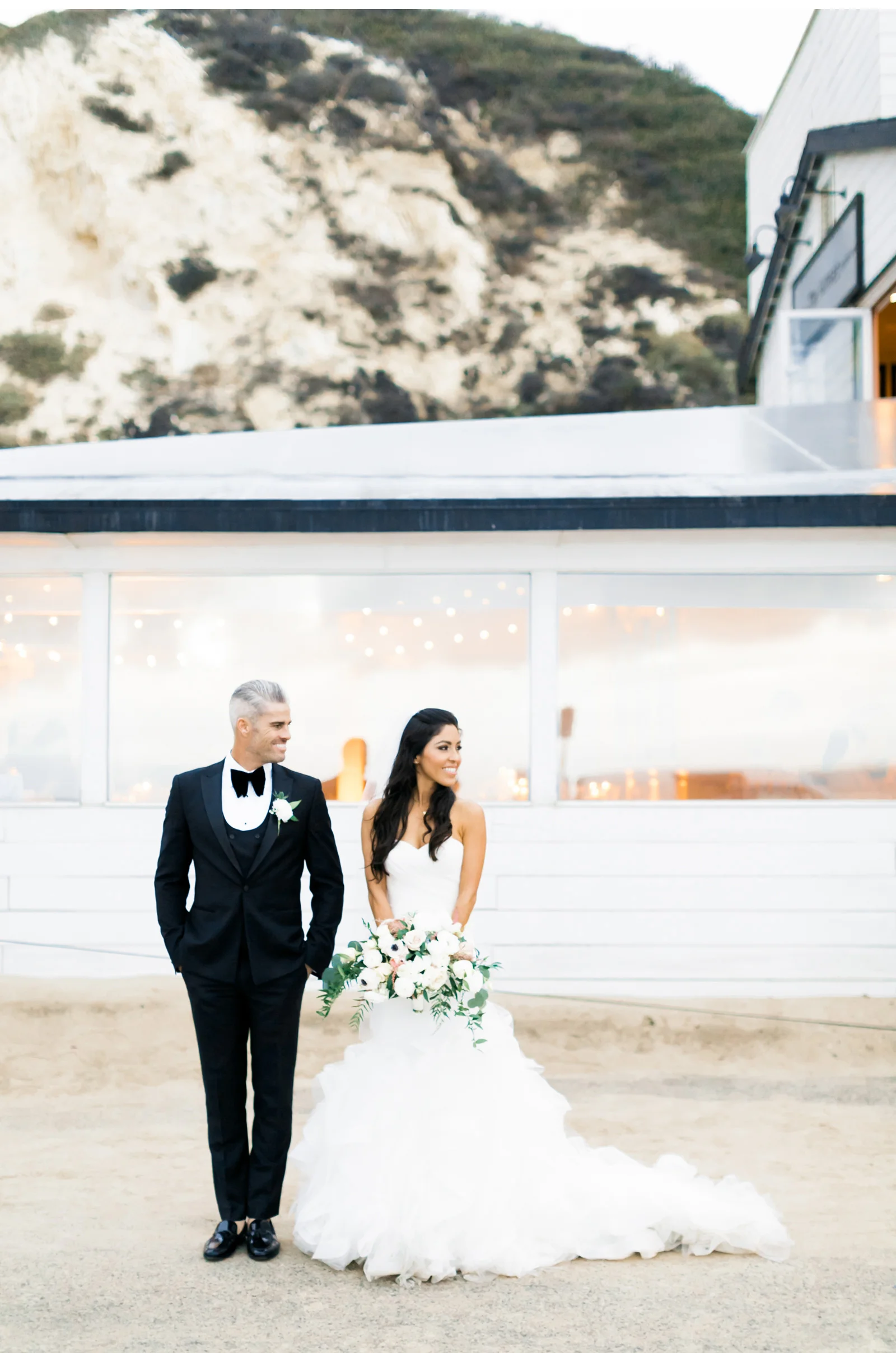 Style-Me-Pretty-Malibu-Beach-CA-Wedding-Natalie-Schutt-Photography_04.jpg
