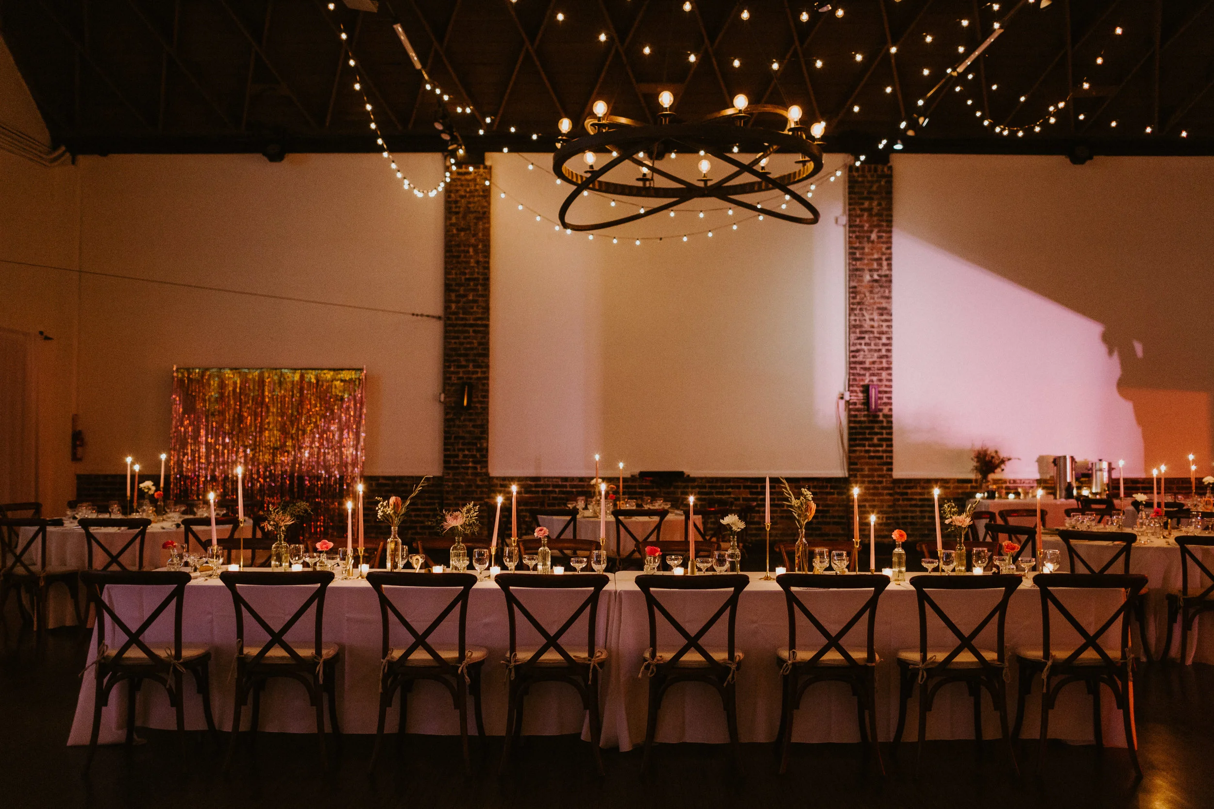 N + J 072banquettables.jpg