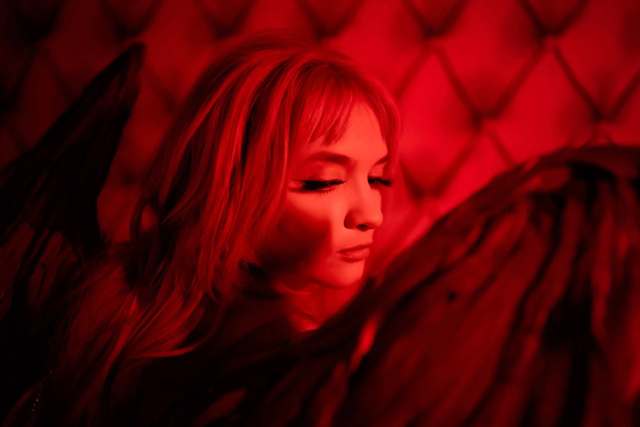 RED LIGHT SESSION | Boudoir Photoshoot in the Studio