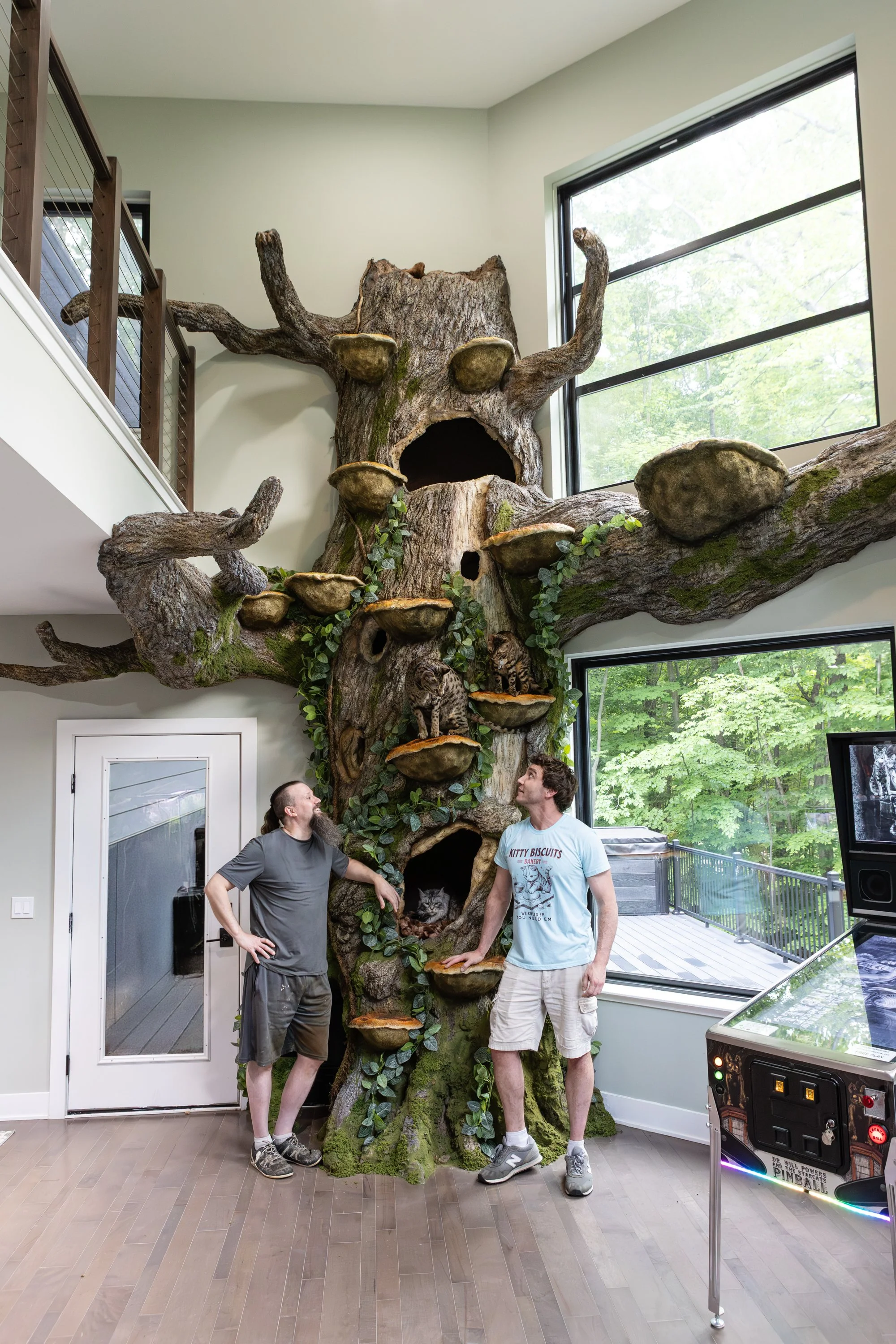 Artist Arend Smith of Ravendark Creations and Dr. Will Powers with World Record Breaking Cat Tree