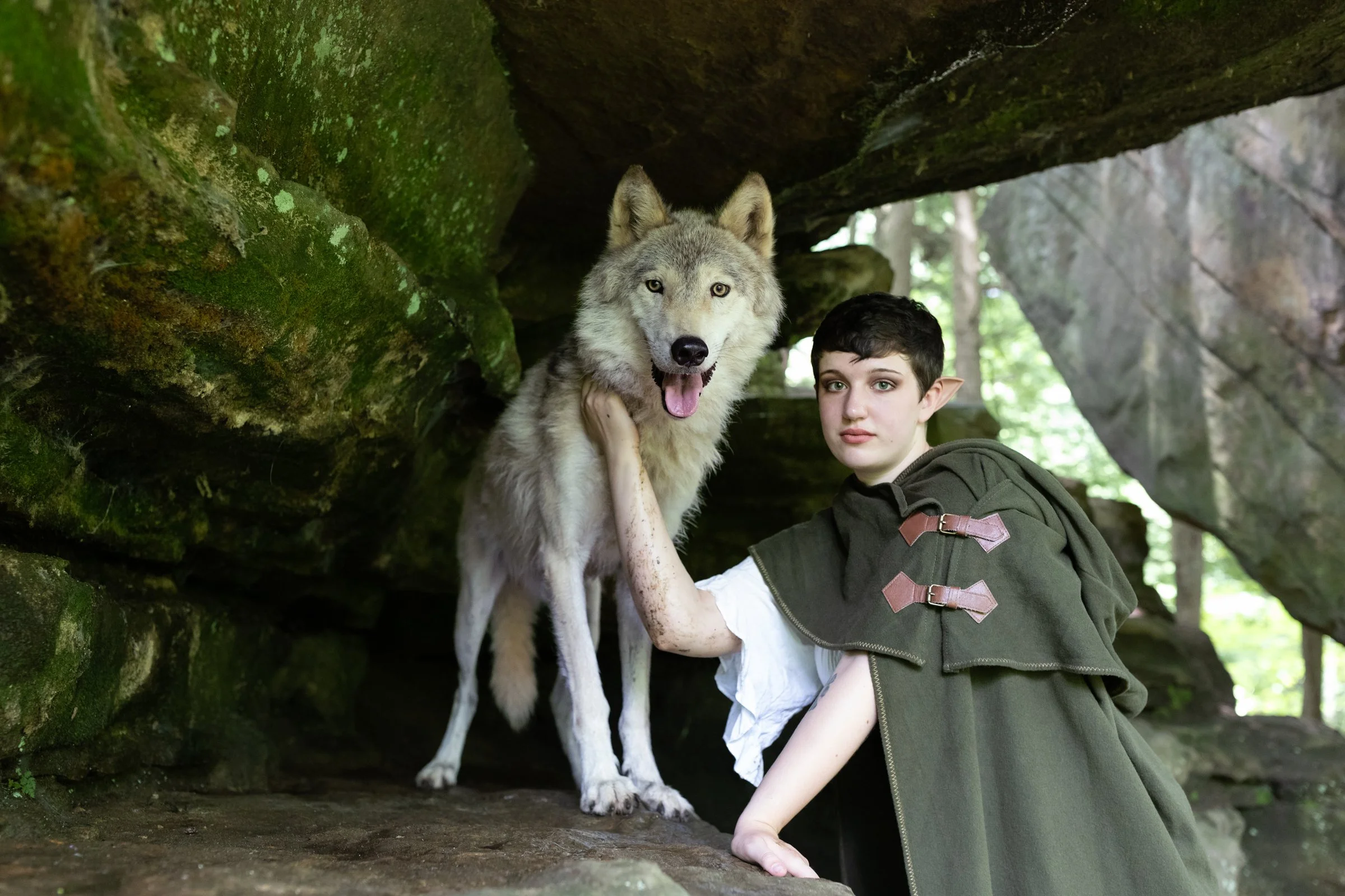 Senior photo session | Larp | Wolf and Girl Senior Session | Michigan Photographer | Wolf Experiences