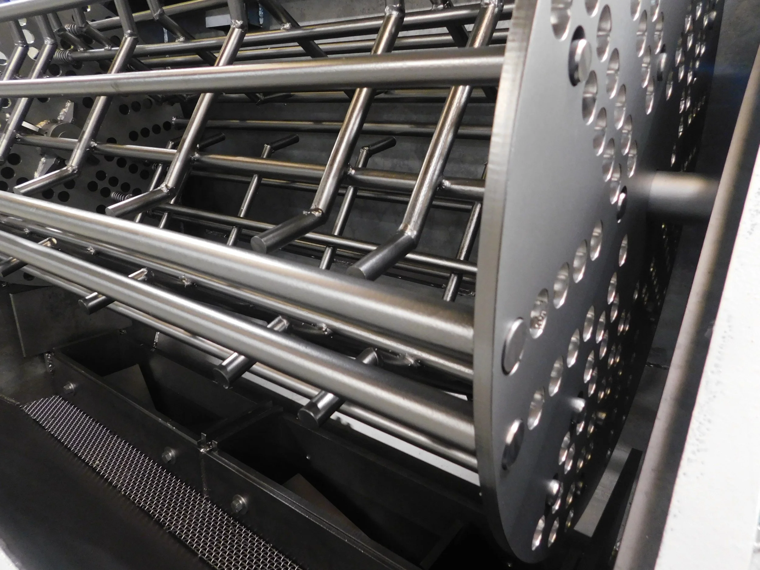 Angled view of basket Fixd Basket.jpg