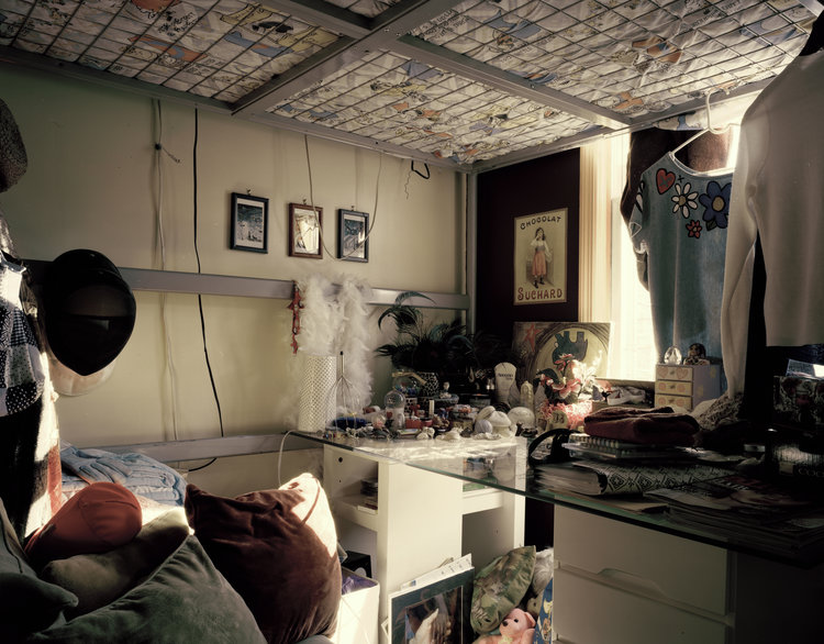 DANIEL CARLSON - IMAGES - BEDROOM6 Isabel,+fifteen+years+old.++Brooklyn,+NY.++Photo+by+Daniel+Carlson (1).jpg