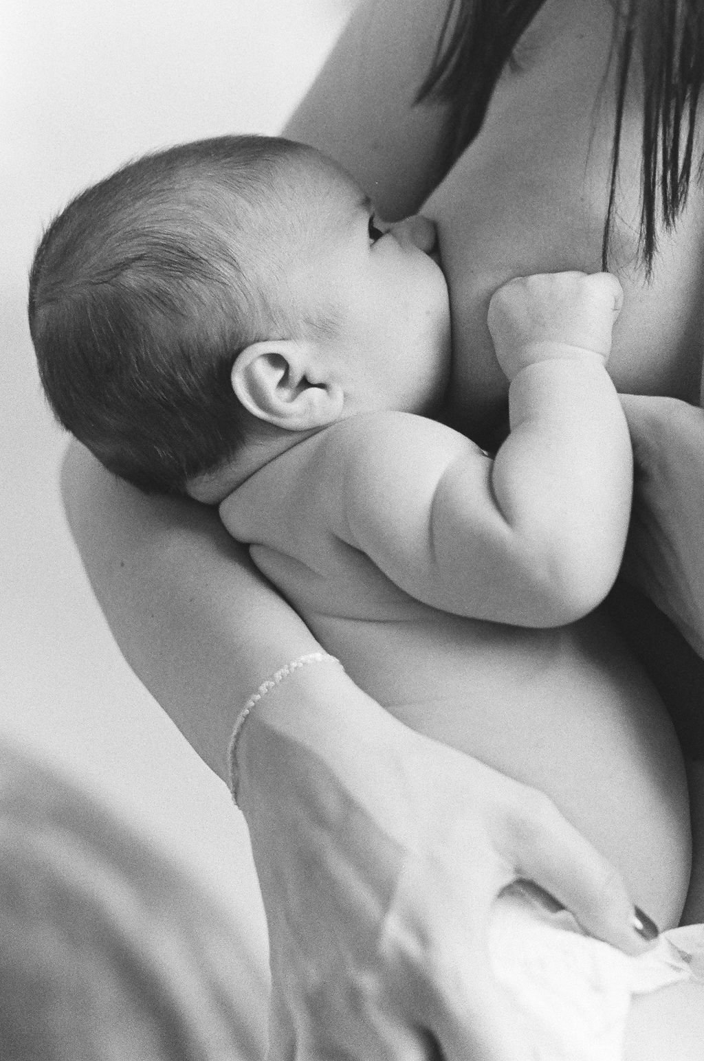breastfeeding imagery
