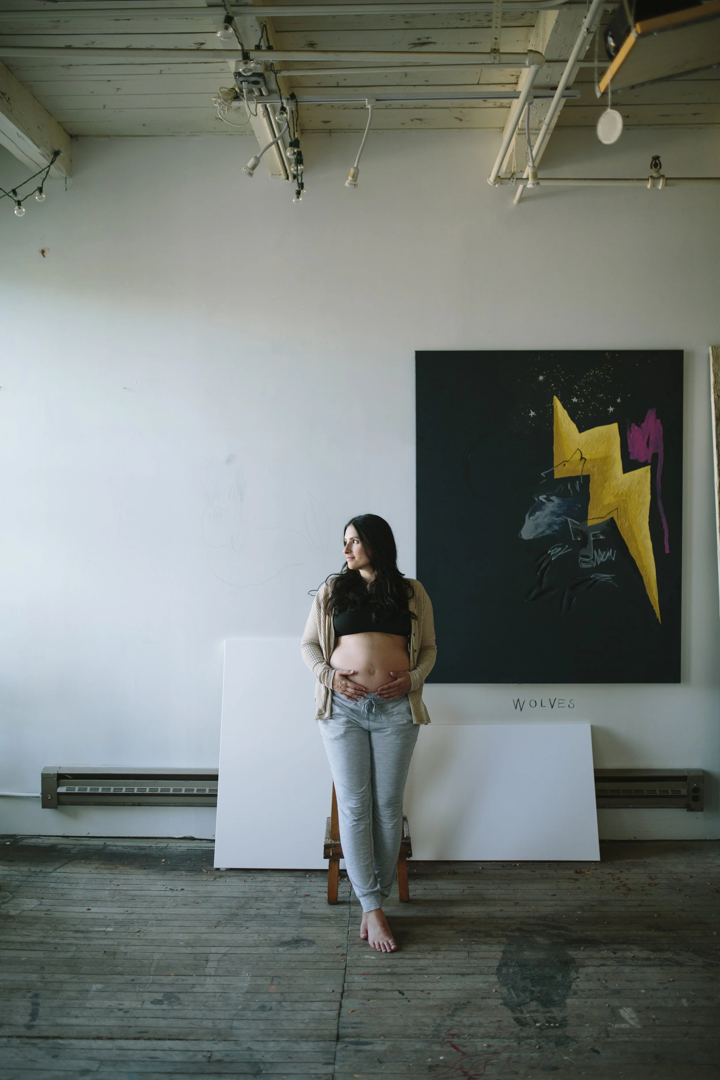 Alexia | Art Studio Maternity Session