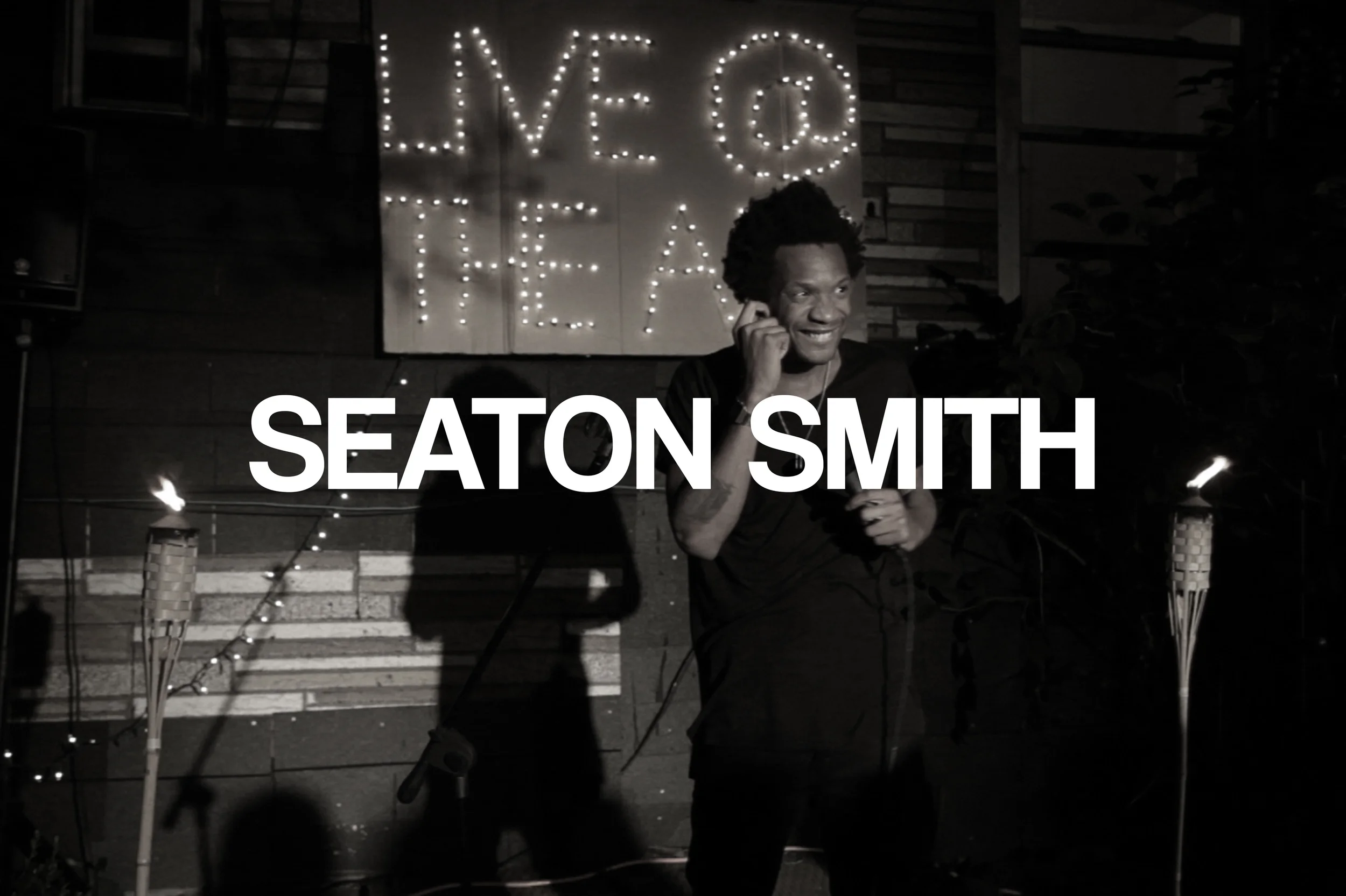 Thumbs Comedians_0037_Seaton Smith.jpg