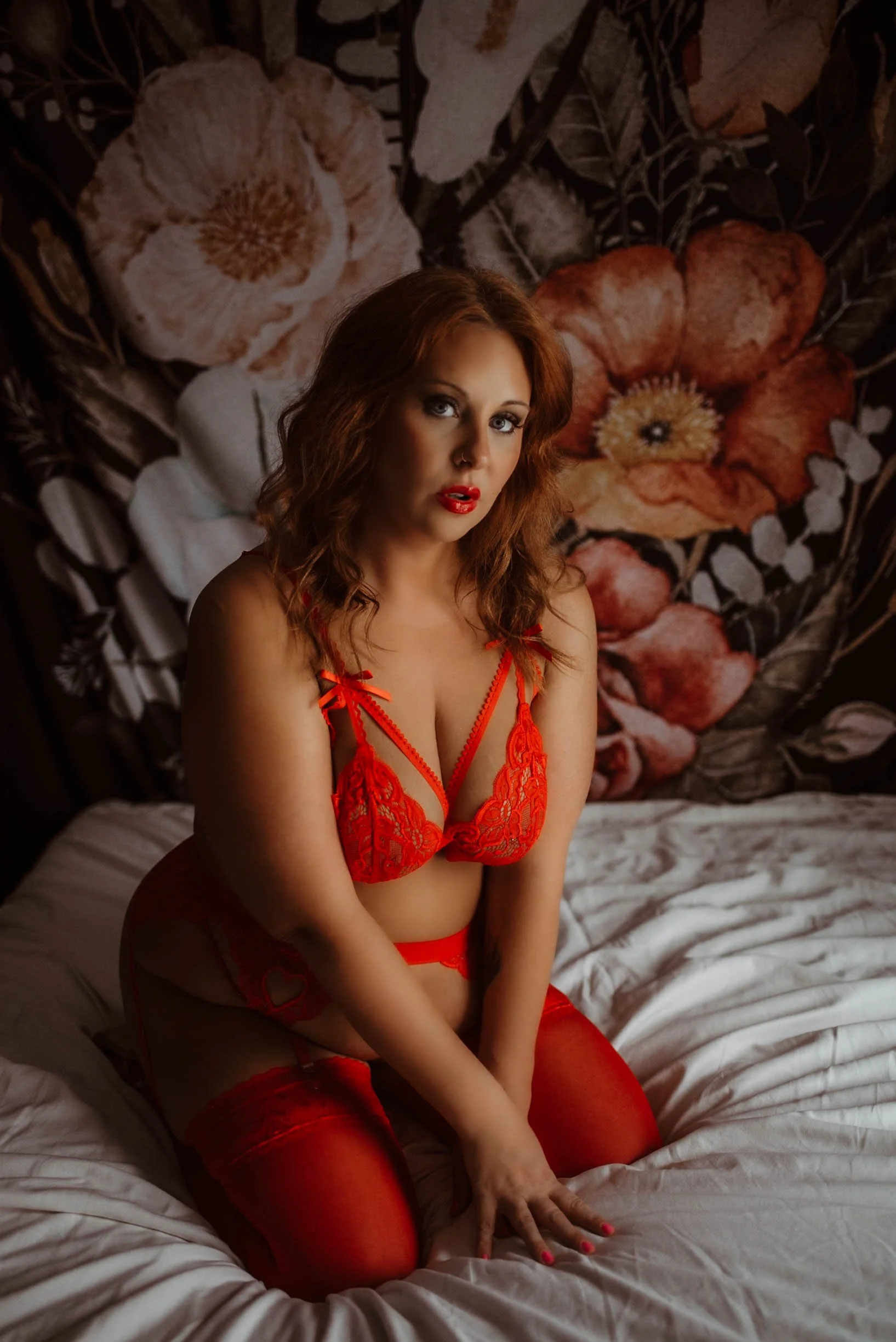boudoir photographer michigan grand rapids saugatuck lansing