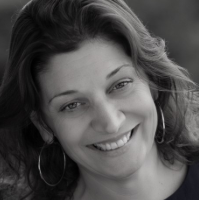 Melissa High Res BW headshot.jpg
