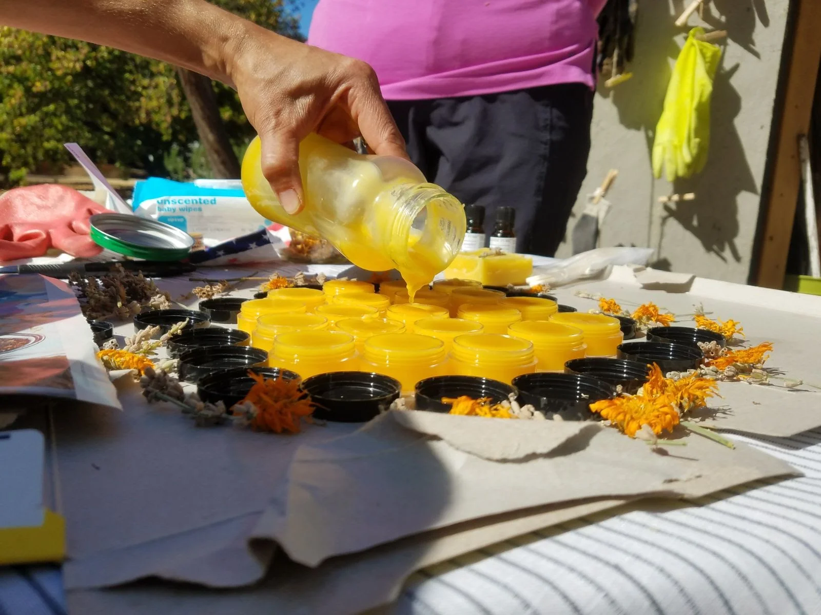 The mixture stayed liquid long enough to fill the containers but then hardened quickly.