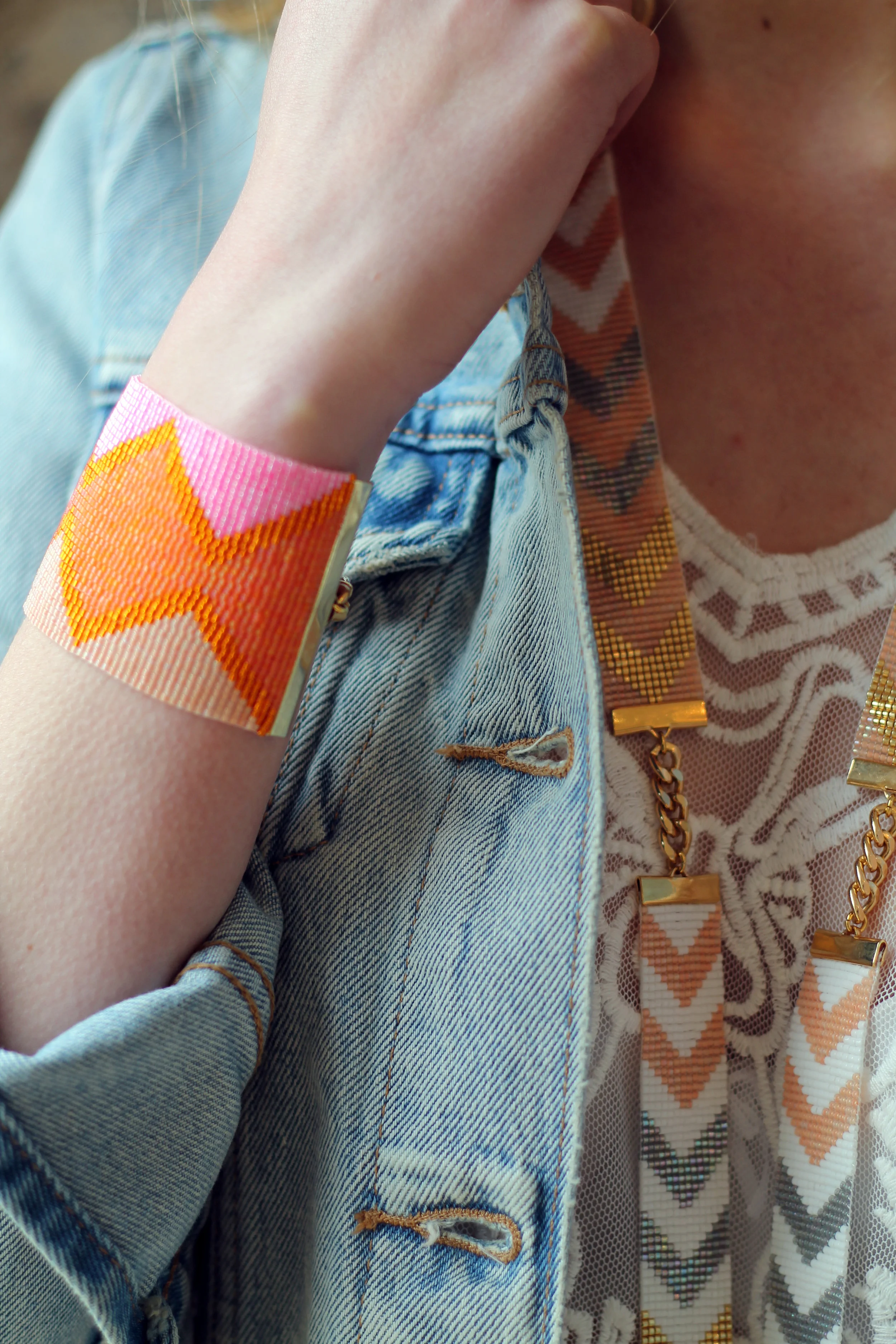 Chevron_cuff_model.jpg