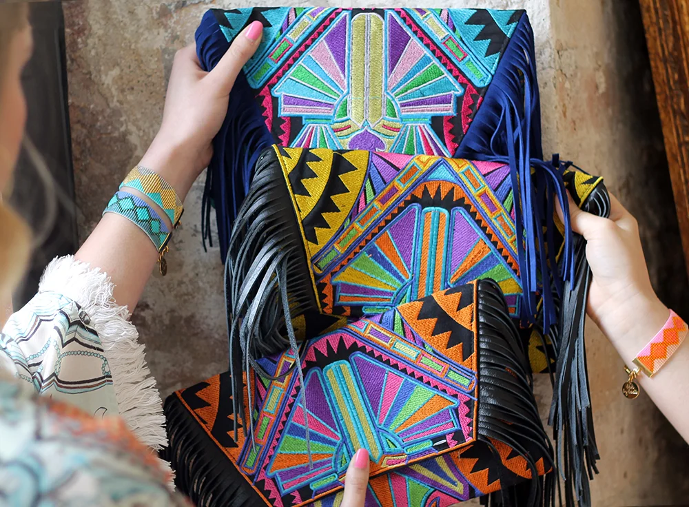 Tribe_bags_model_web.jpg