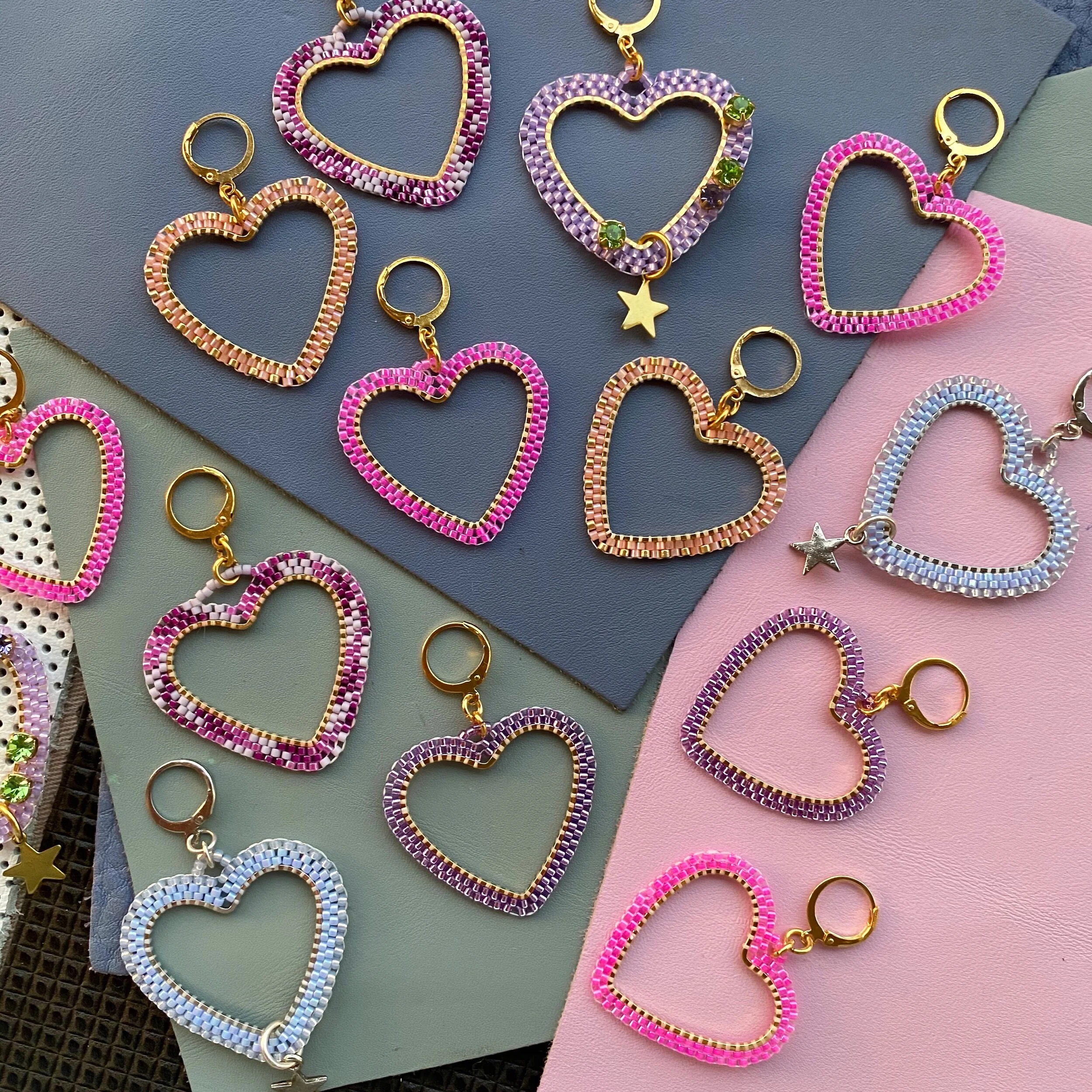 E11441B8-5B32-4C4B-B260-444FDF4FBA51