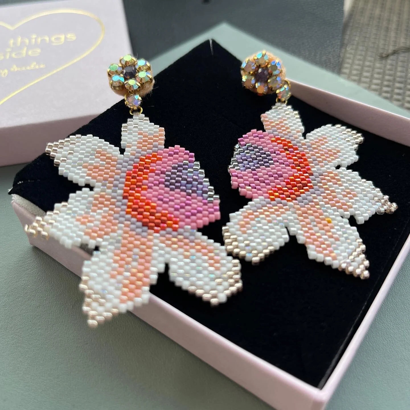 21CB3169-6CA9-4526-9A0D-496C67DD769B