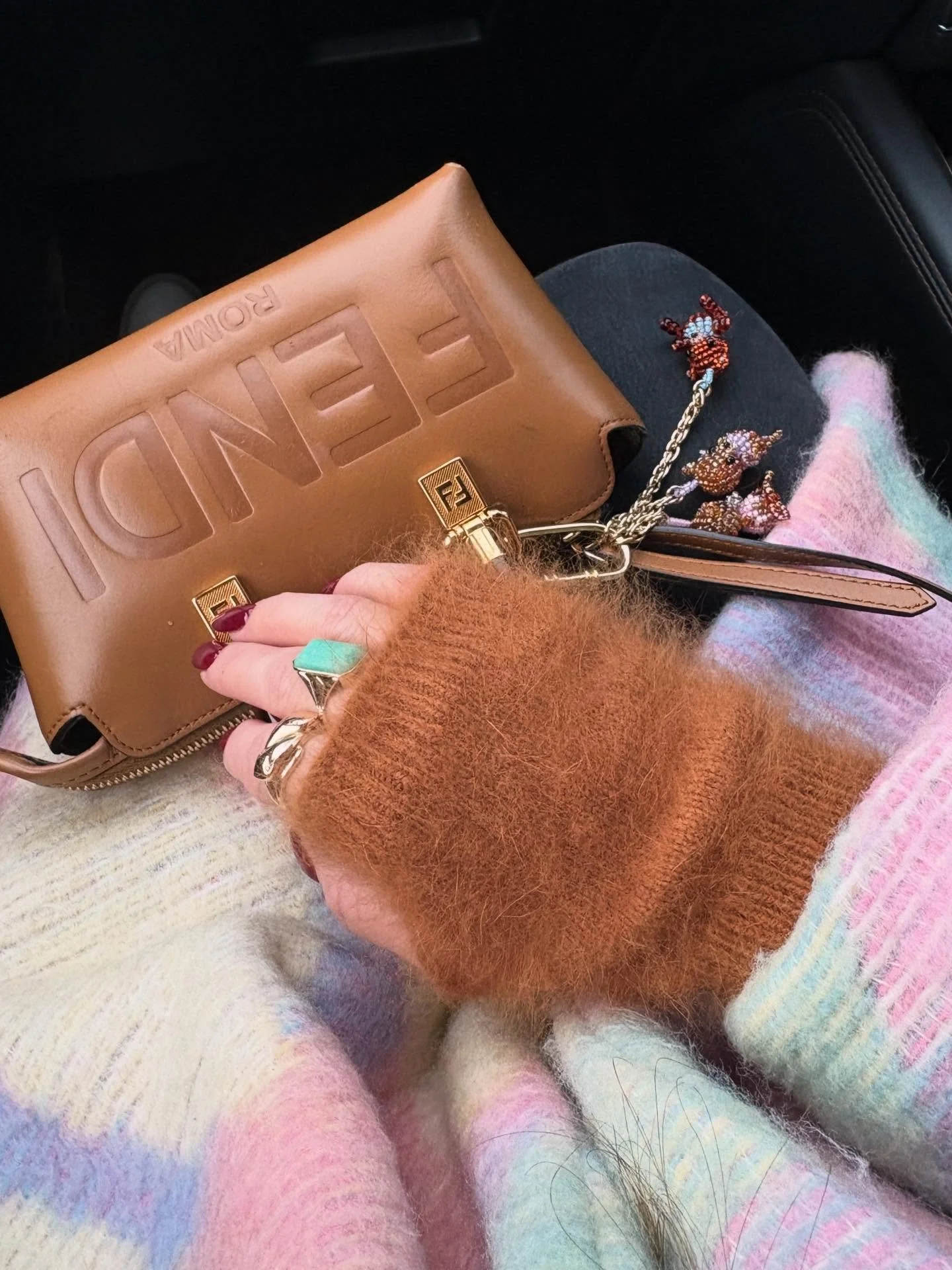 Matching bag + fluffy cuffs, beaded bears and marshmallow blanket coats for another little lunchie poos 😚