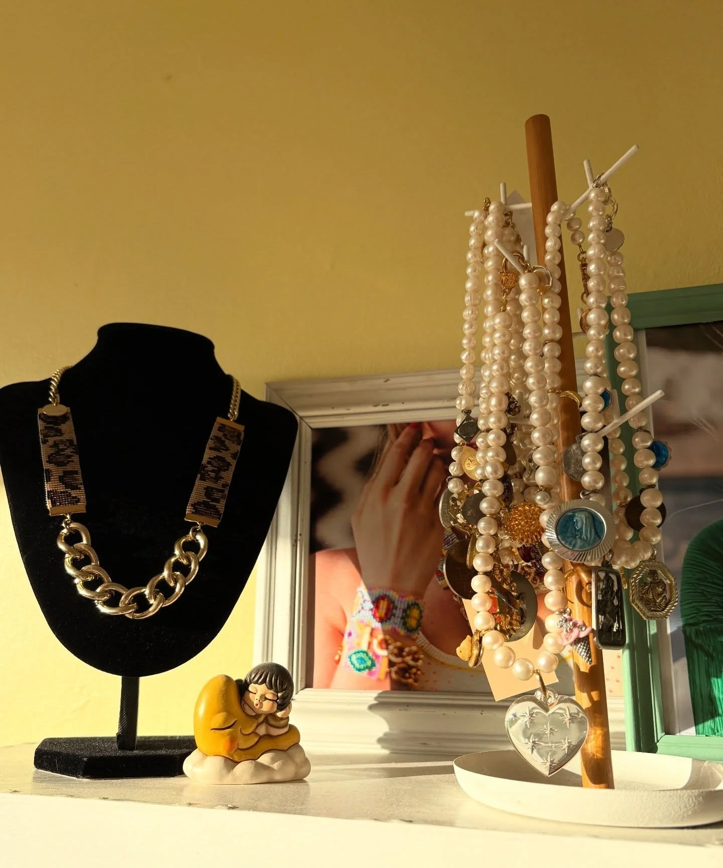 Golden hour in the Bead Room yesterday 🌅🌞