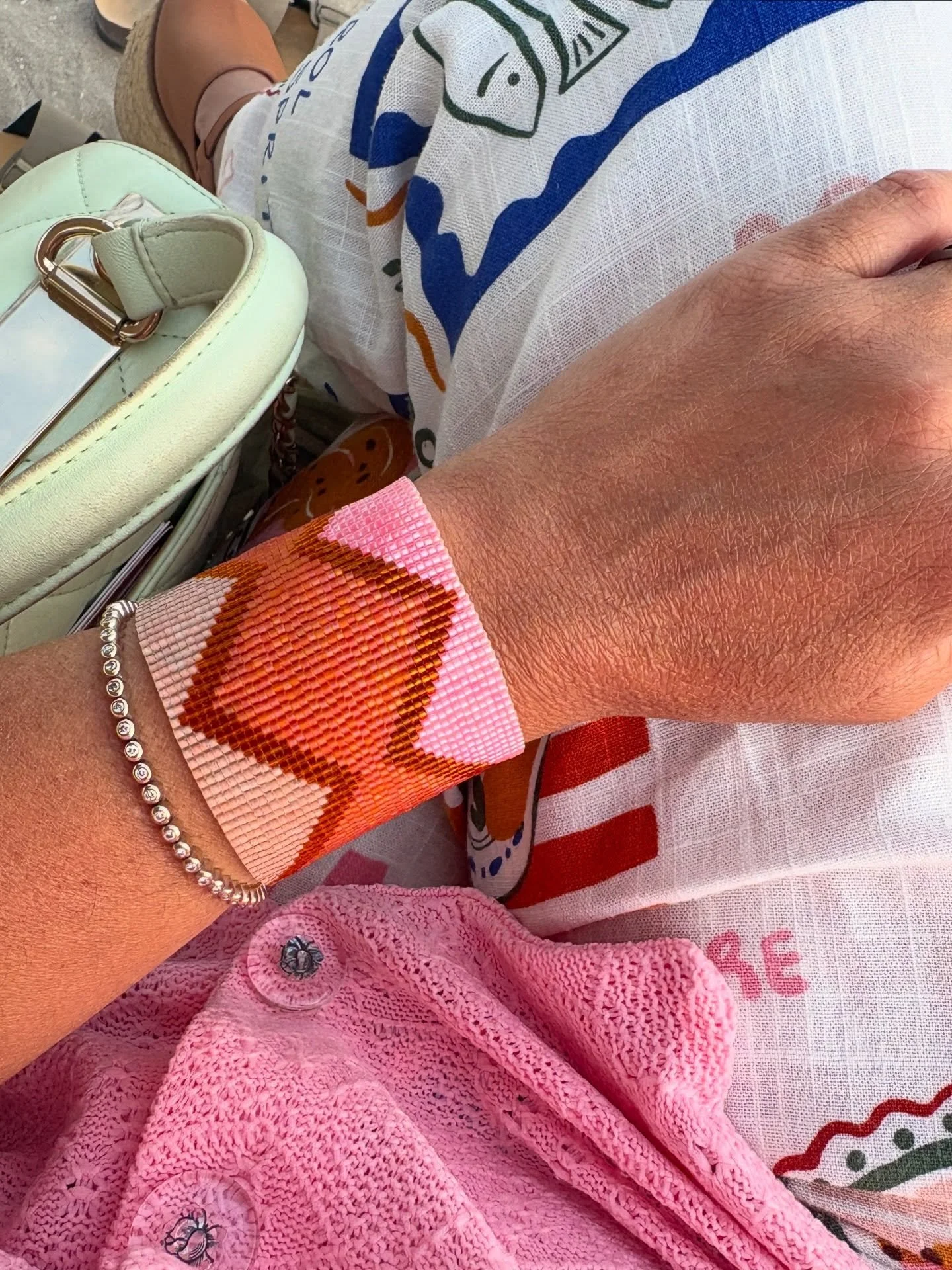 Le fave, The Pamplemousse 🍊My widest beaded cuff, it takes dozens of teeny tiny beads and I love it 🥰 This is the first Pamplemousse cuff I made in 2018 [I often keep the first ones for myself 🤣] &amp; it is still going strong 💪🏽🥰