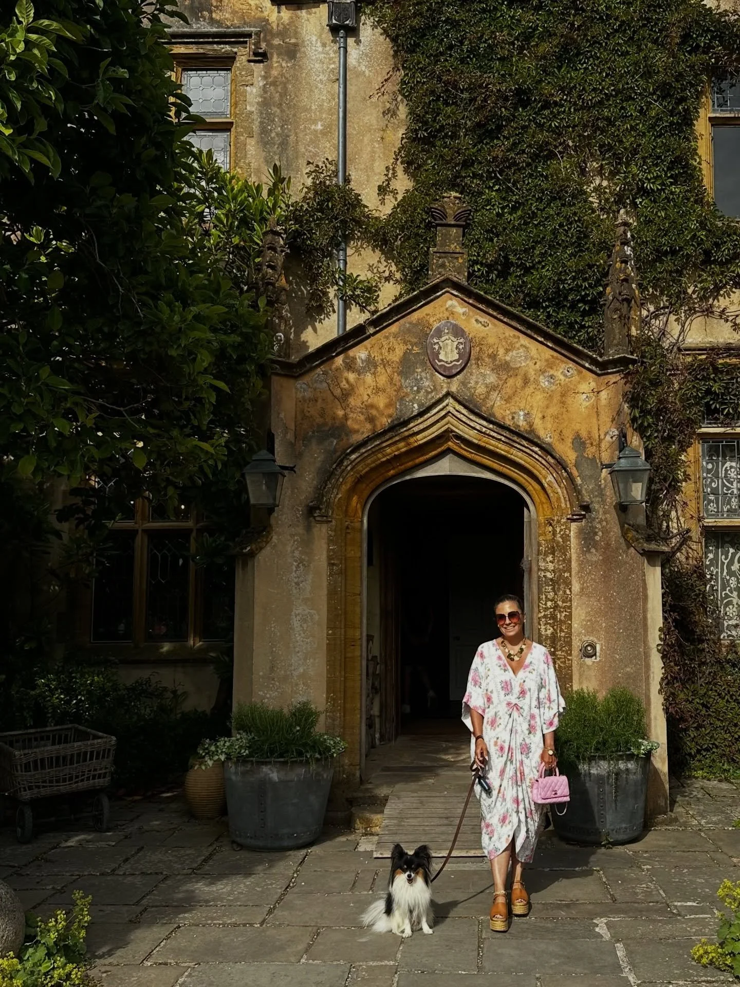 Lately 🐷🪡🍸 a lovely afternoon at The Pig (with a whingey dog!), sewing more tablecloths, making beach bags, summer evenings in the garden, tablecloth tops, adding extra embroidery to old tablecloths 🥰
